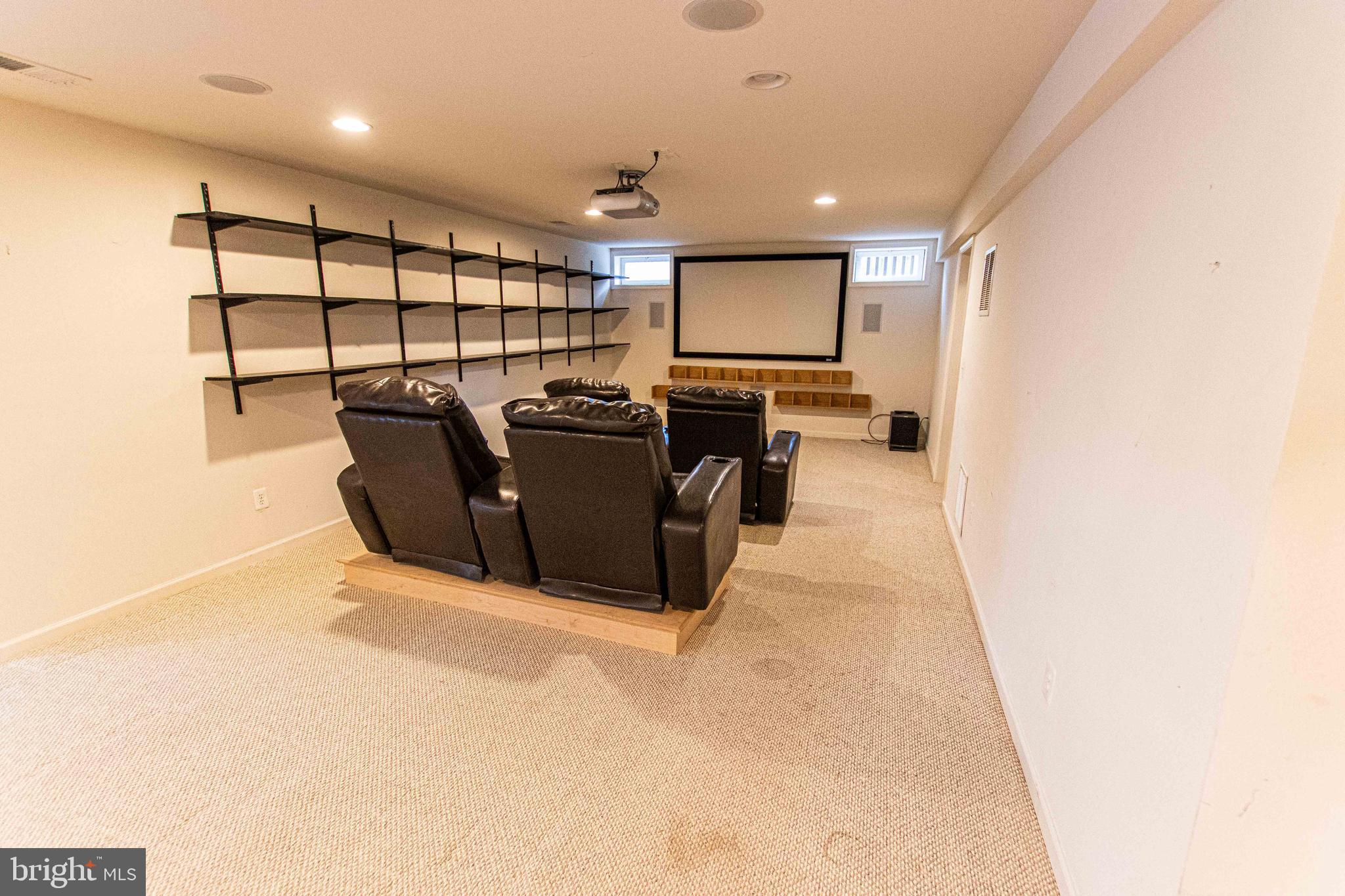 6679 CLARKES MEADOW DRIVE