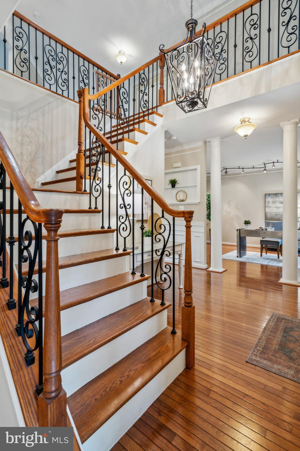 5479 ROSEHAVEN COURT