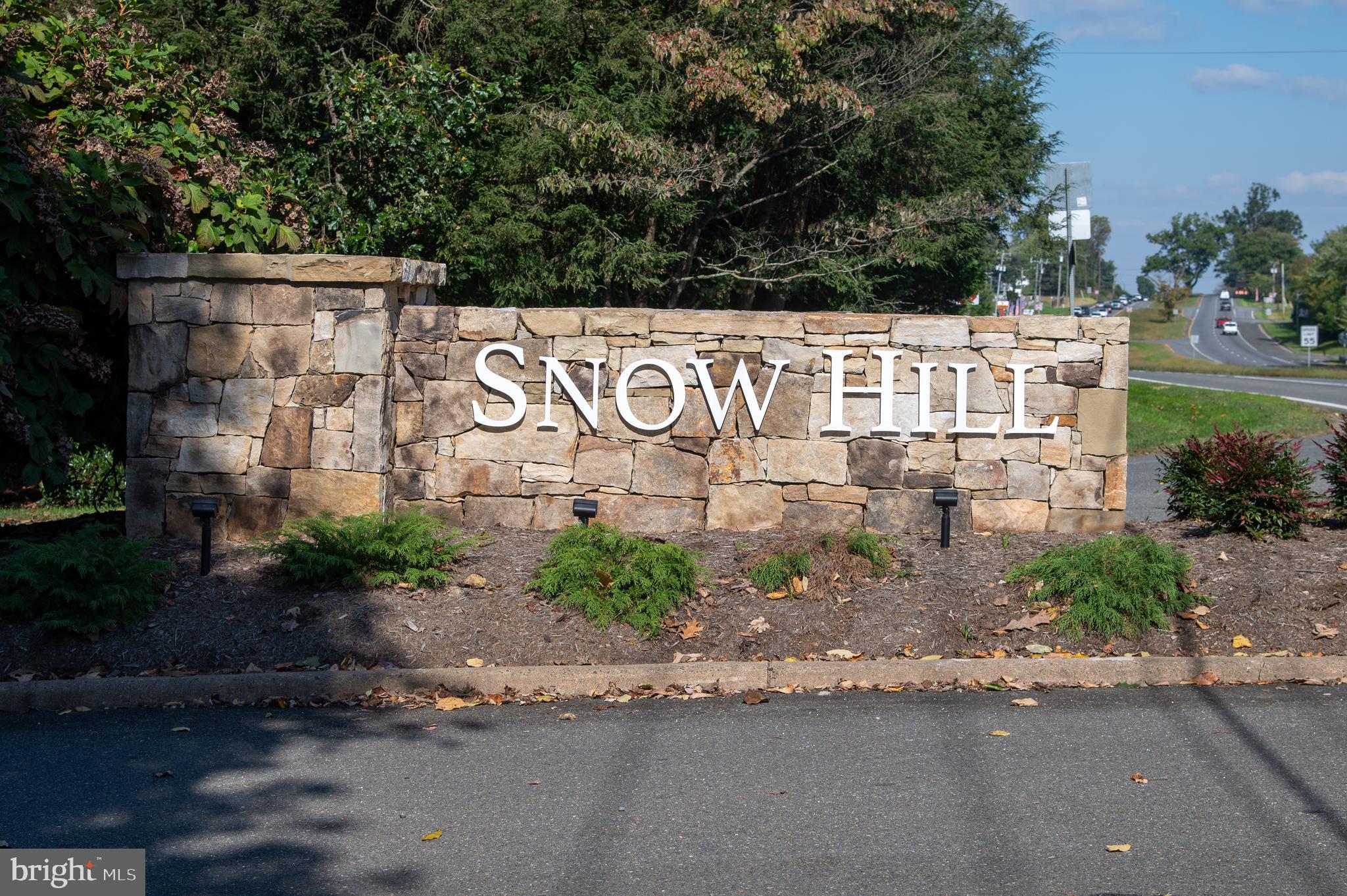 5479 ROSEHAVEN COURT