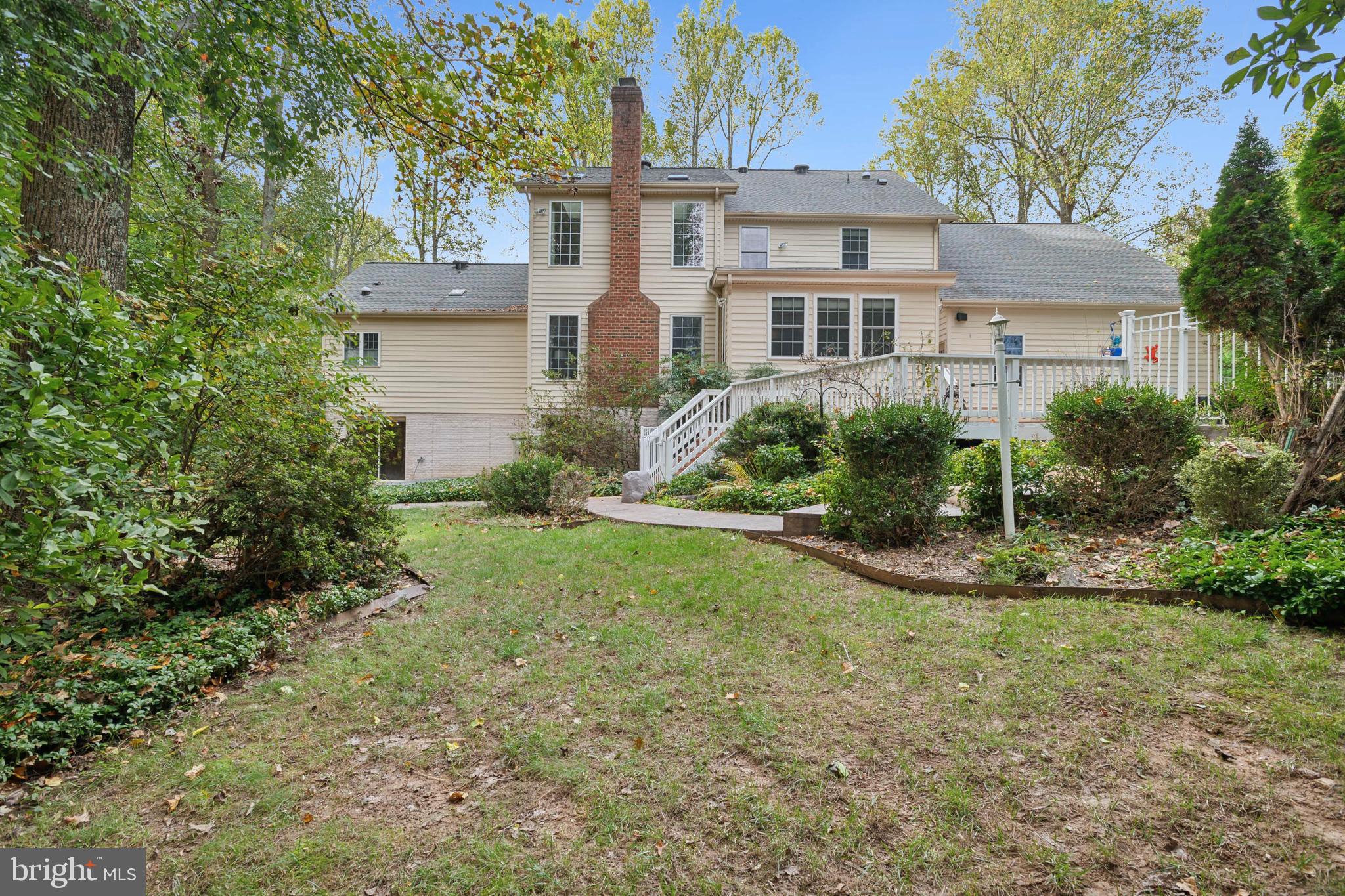 5479 ROSEHAVEN COURT