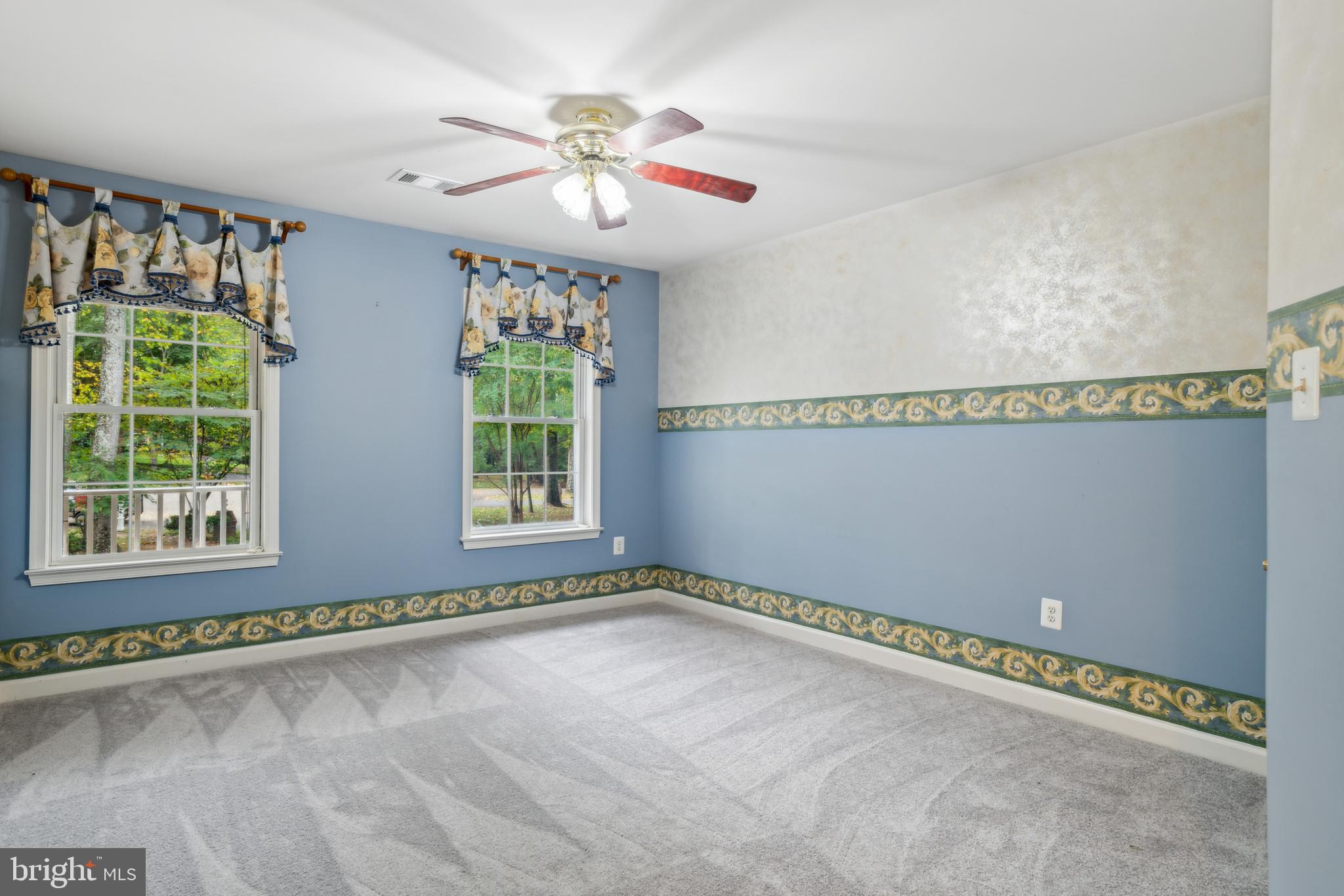 5479 ROSEHAVEN COURT