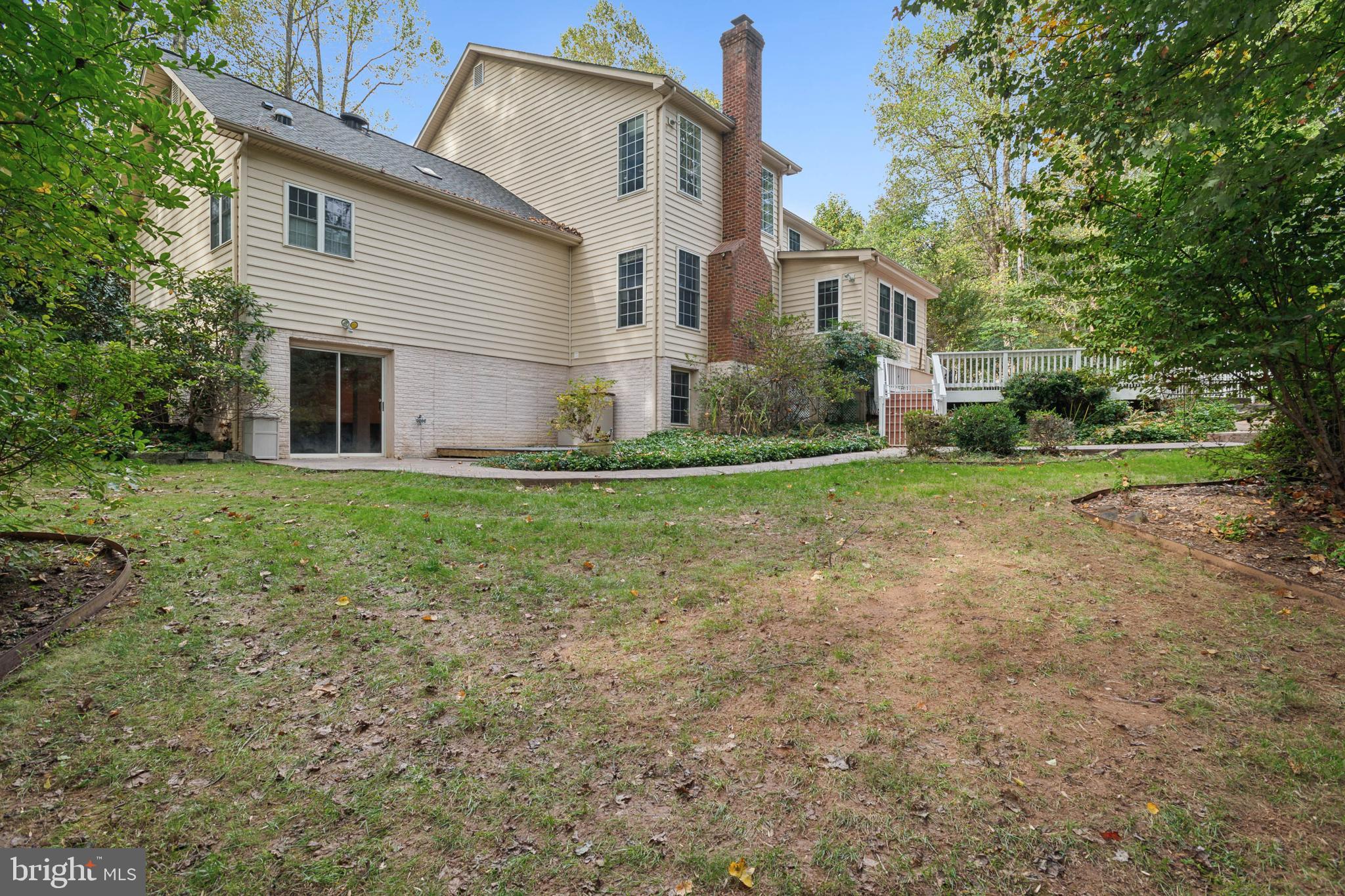 5479 ROSEHAVEN COURT