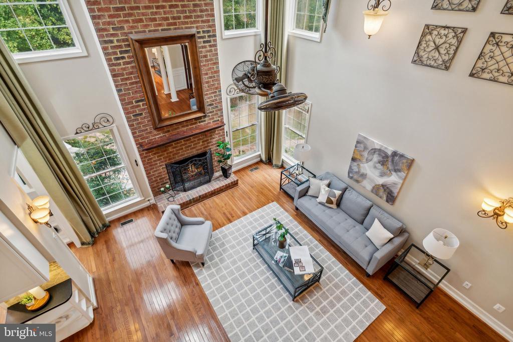 5479 ROSEHAVEN COURT