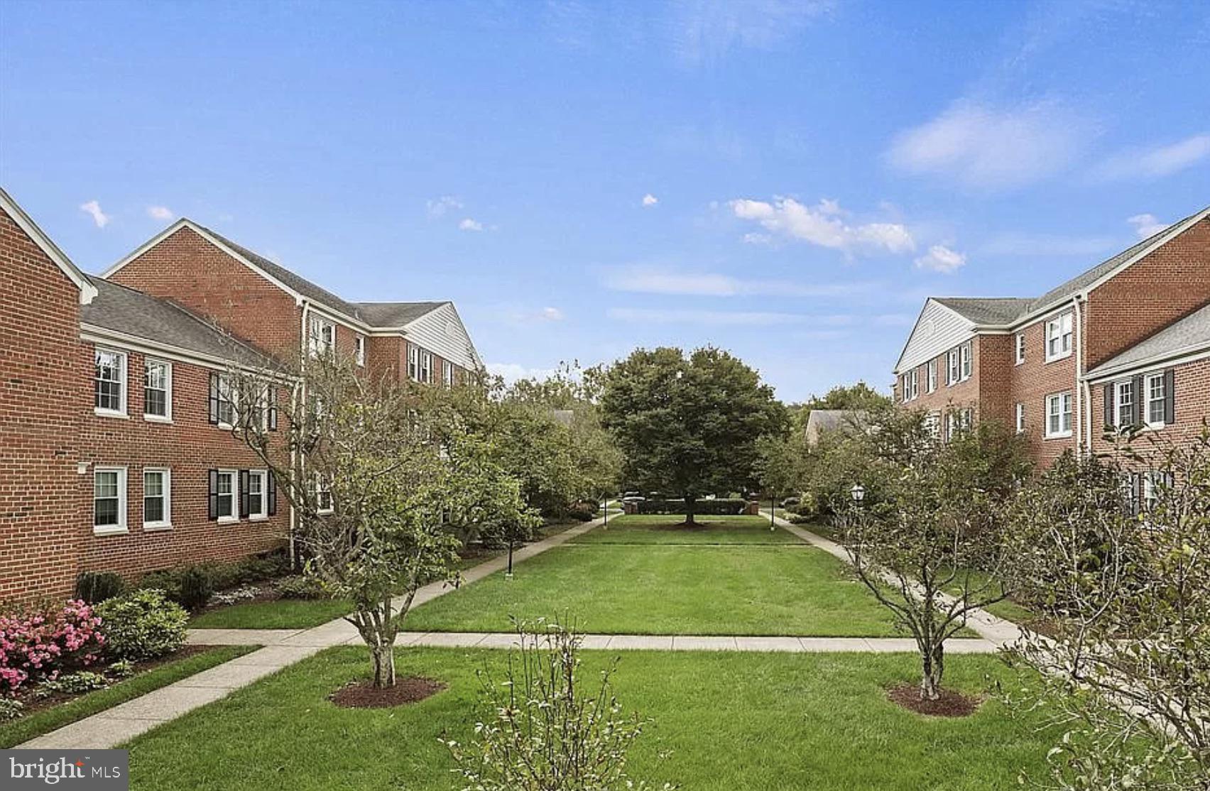 6710 W WAKEFIELD DRIVE B1