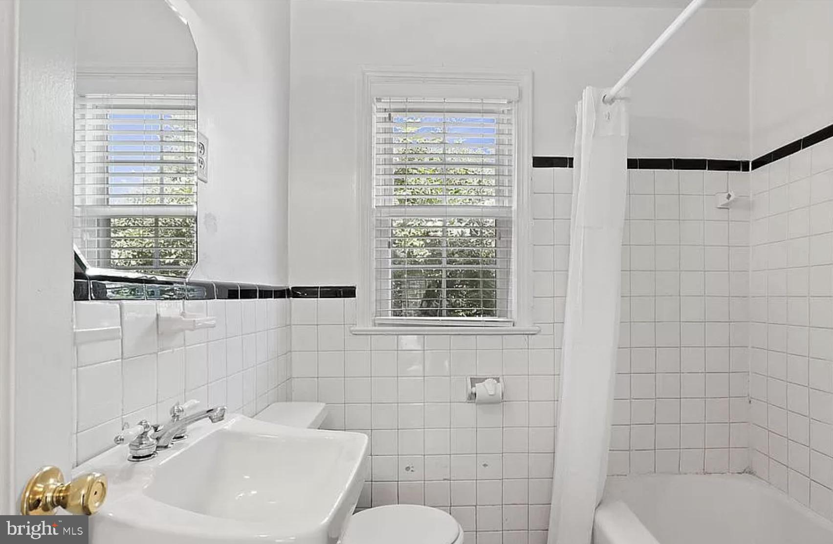 6710 W WAKEFIELD DRIVE B1