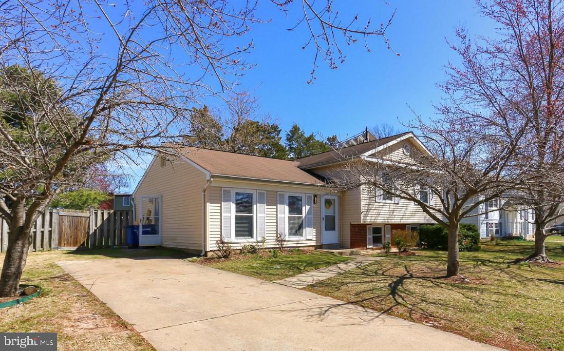 1218 SUMMERFIELD DRIVE