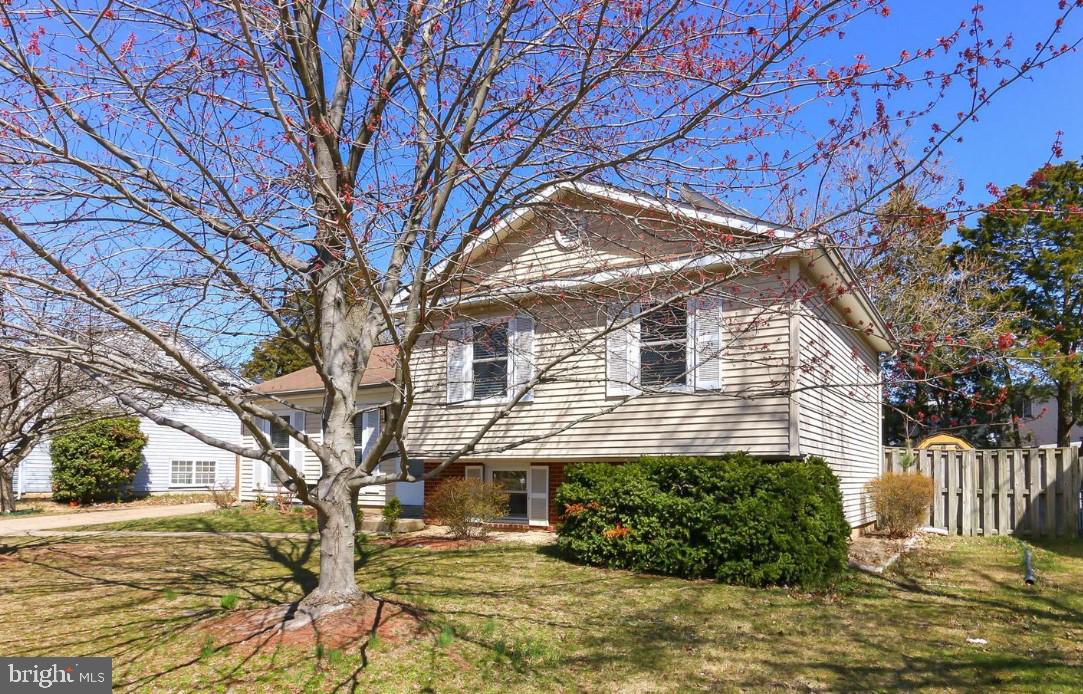 1218 SUMMERFIELD DRIVE