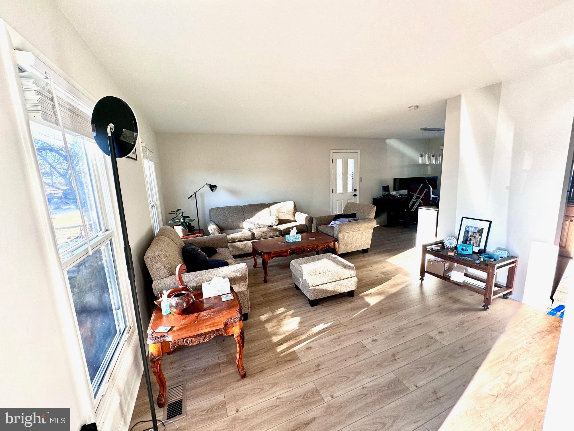 1218 SUMMERFIELD DRIVE