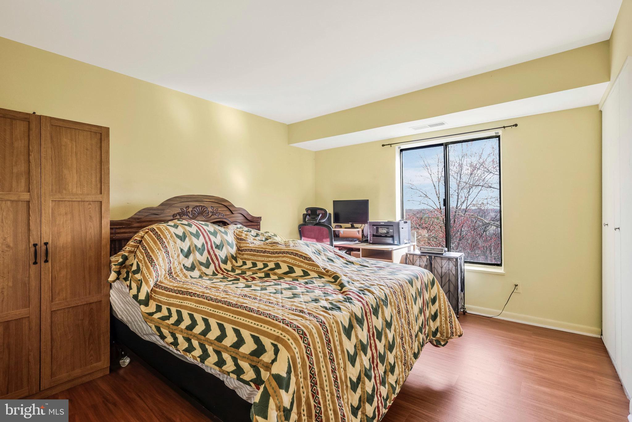 6001 ARLINGTON BOULEVARD 621