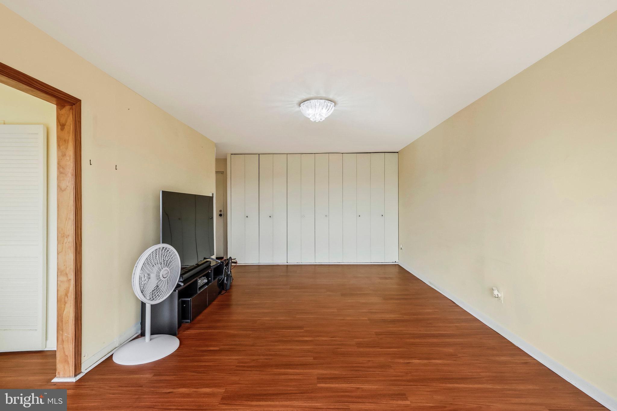 6001 ARLINGTON BOULEVARD 621