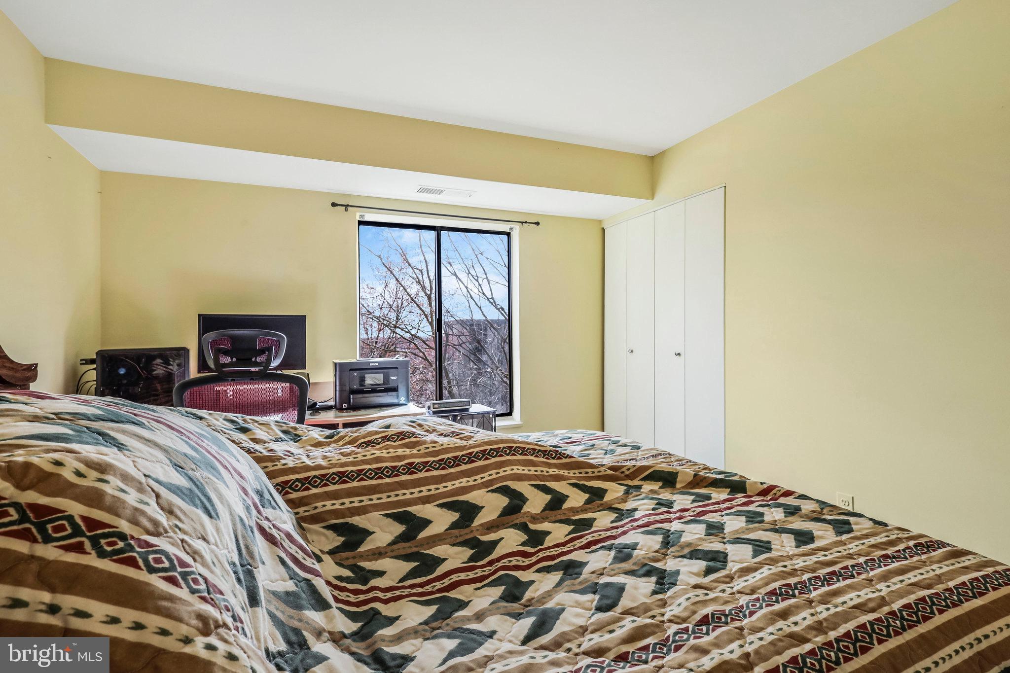 6001 ARLINGTON BOULEVARD 621