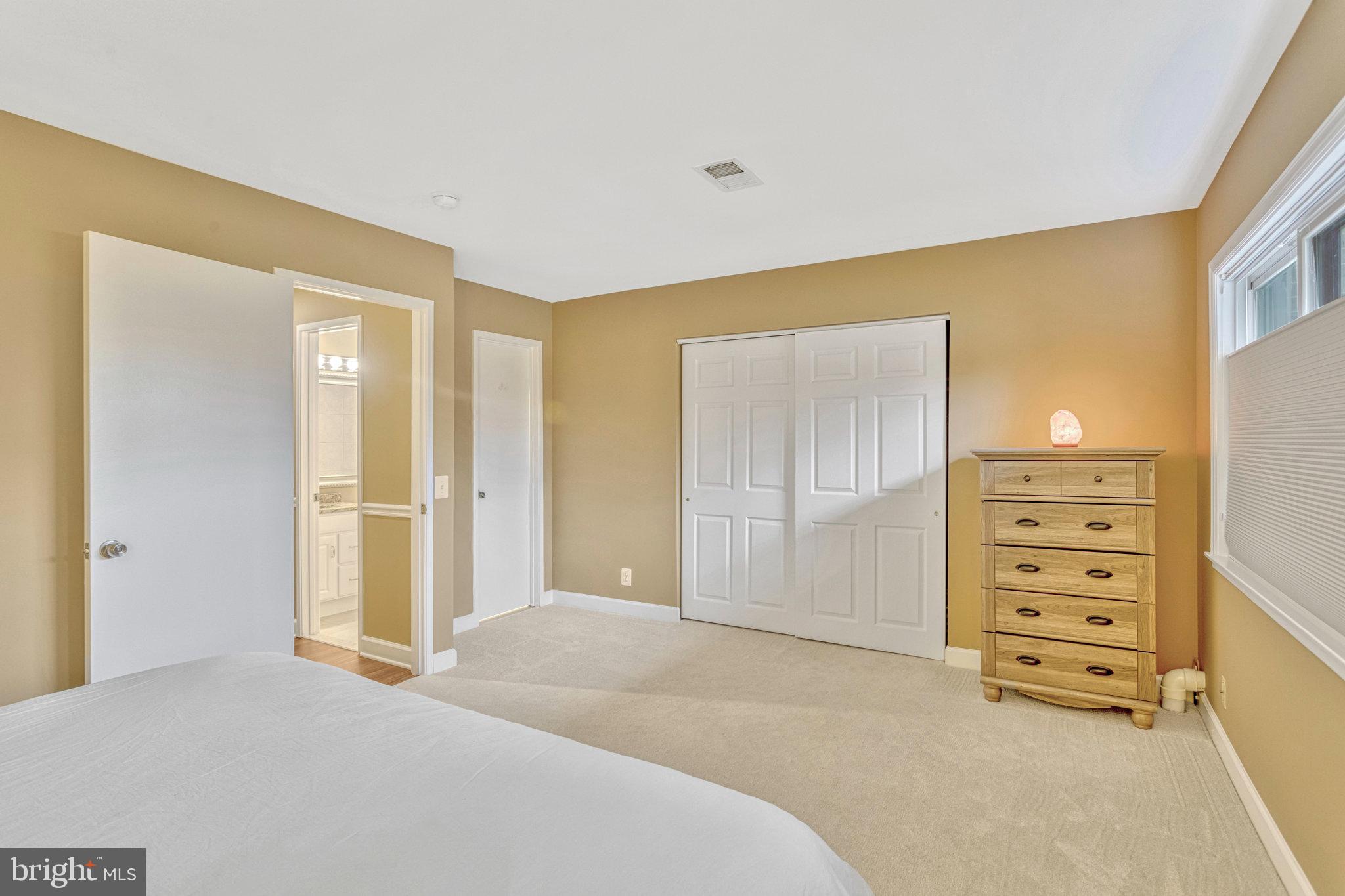 2726 GLENGYLE DRIVE 8