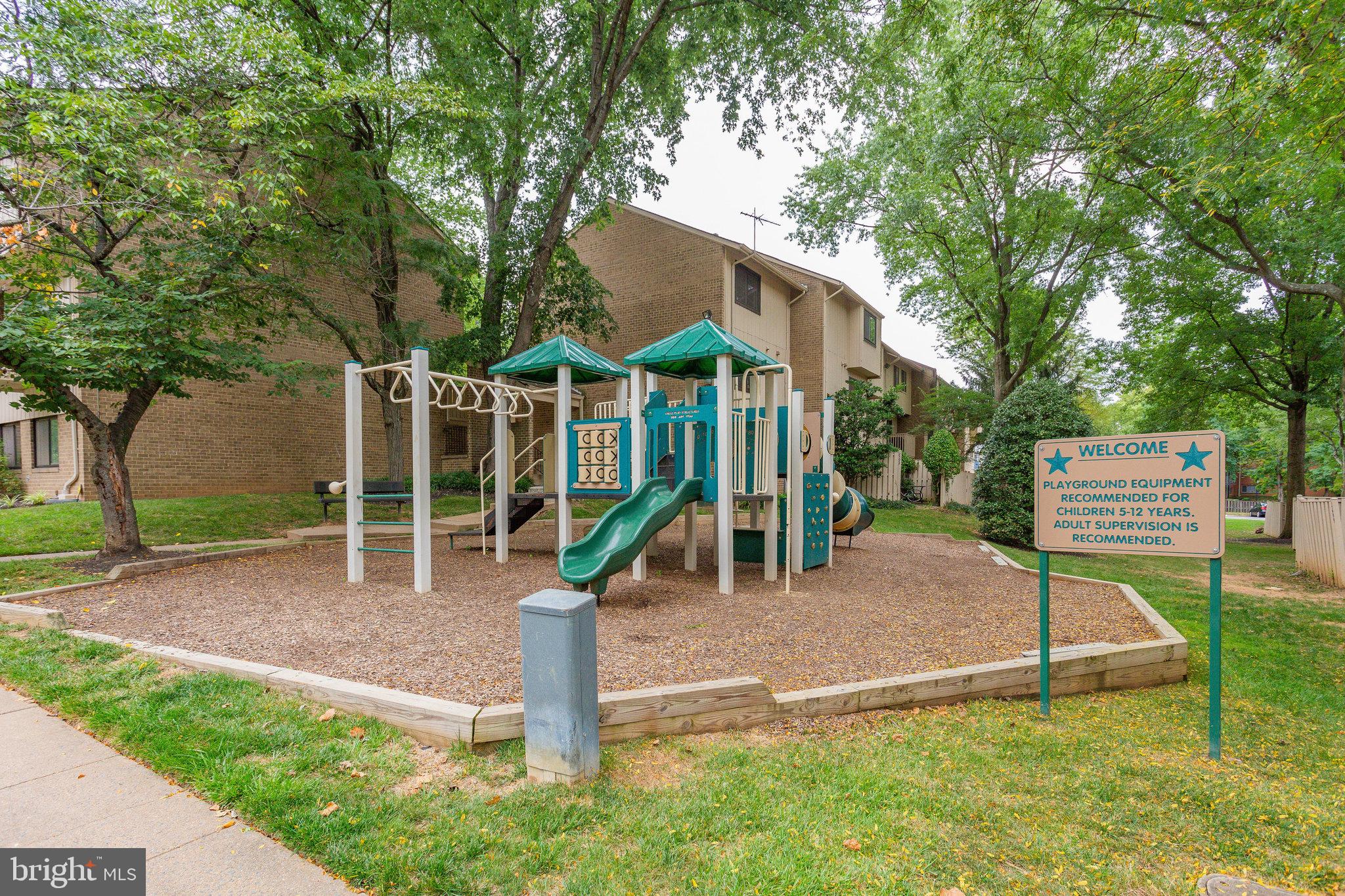 2726 GLENGYLE DRIVE 8