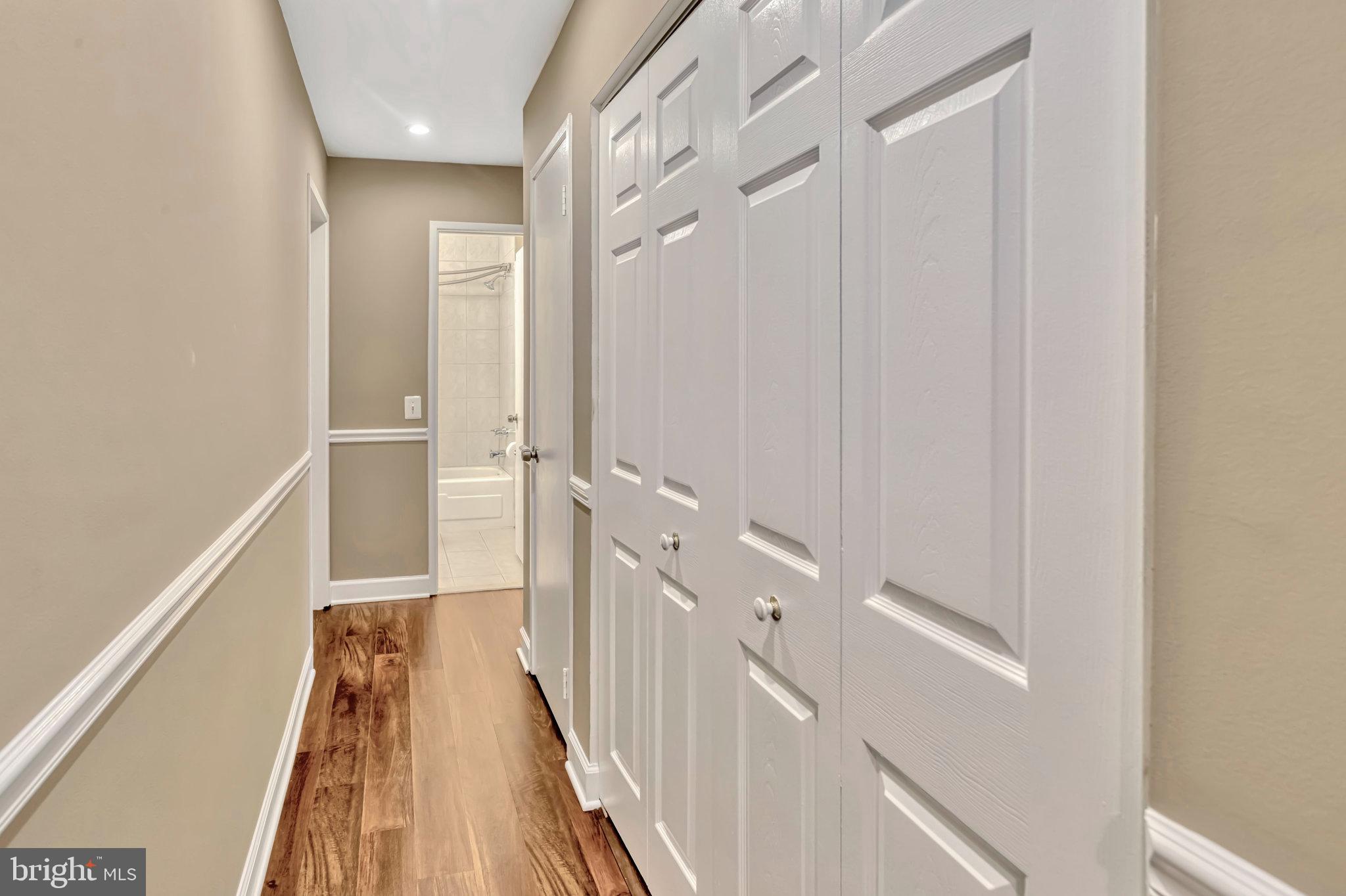 2726 GLENGYLE DRIVE 8