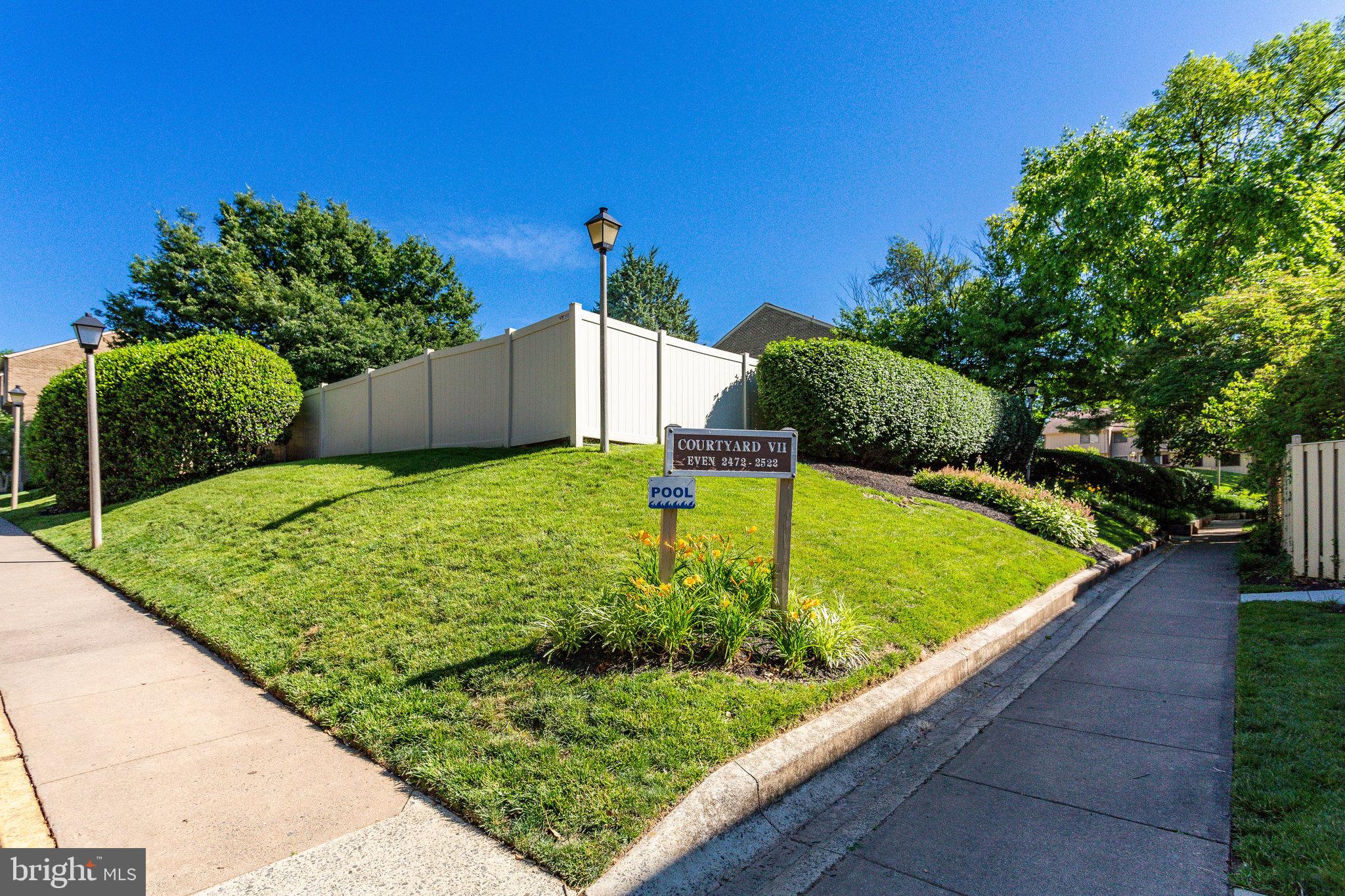 2726 GLENGYLE DRIVE 8