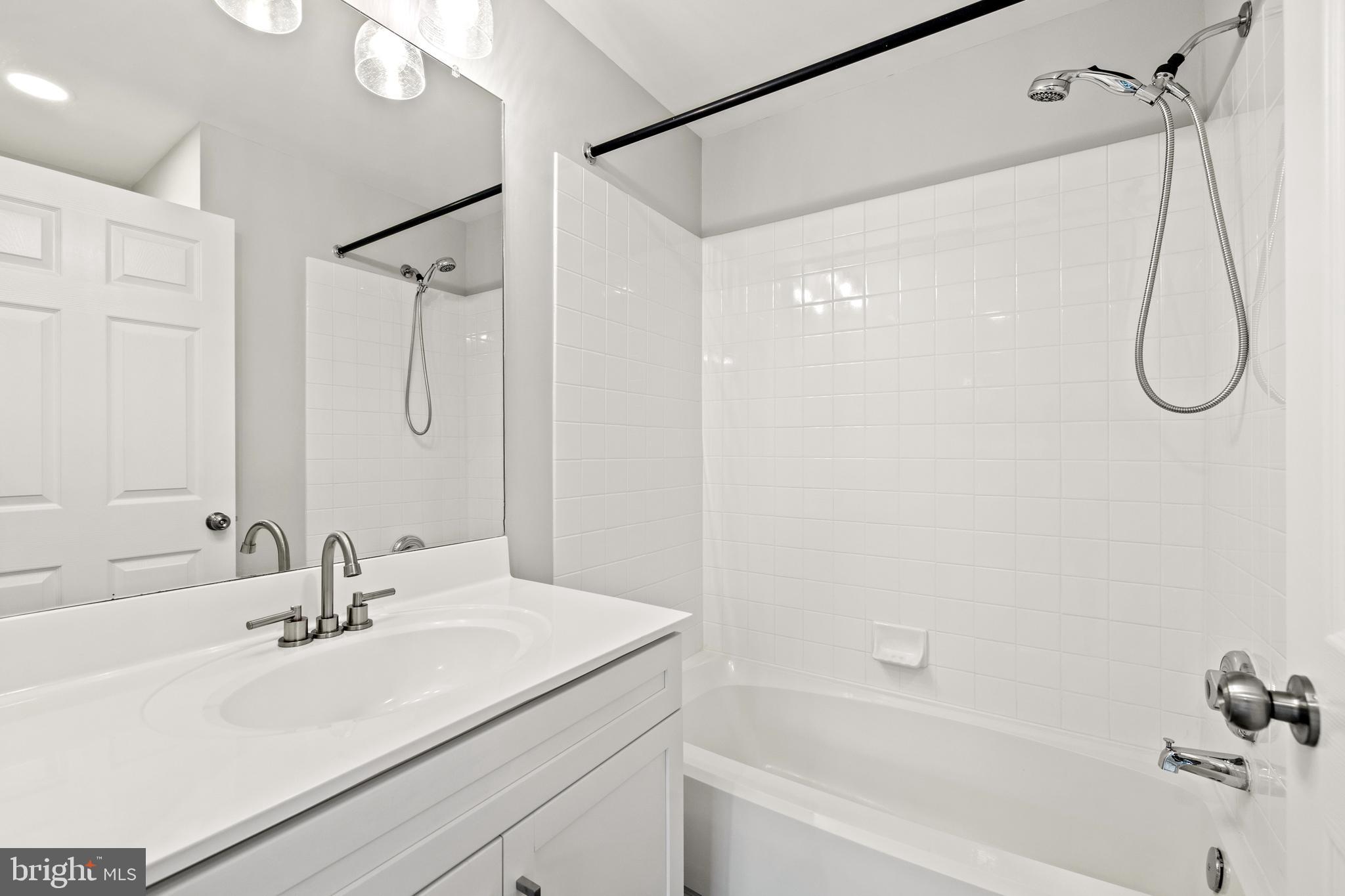 5980 KIMBERLY ANNE WAY