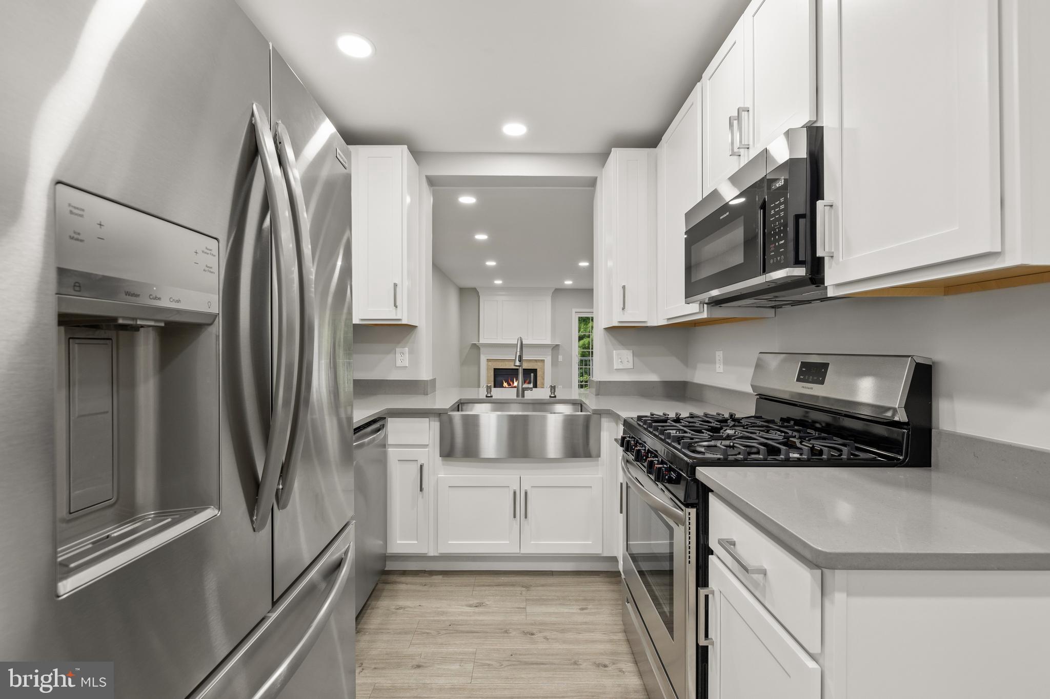 5980 KIMBERLY ANNE WAY