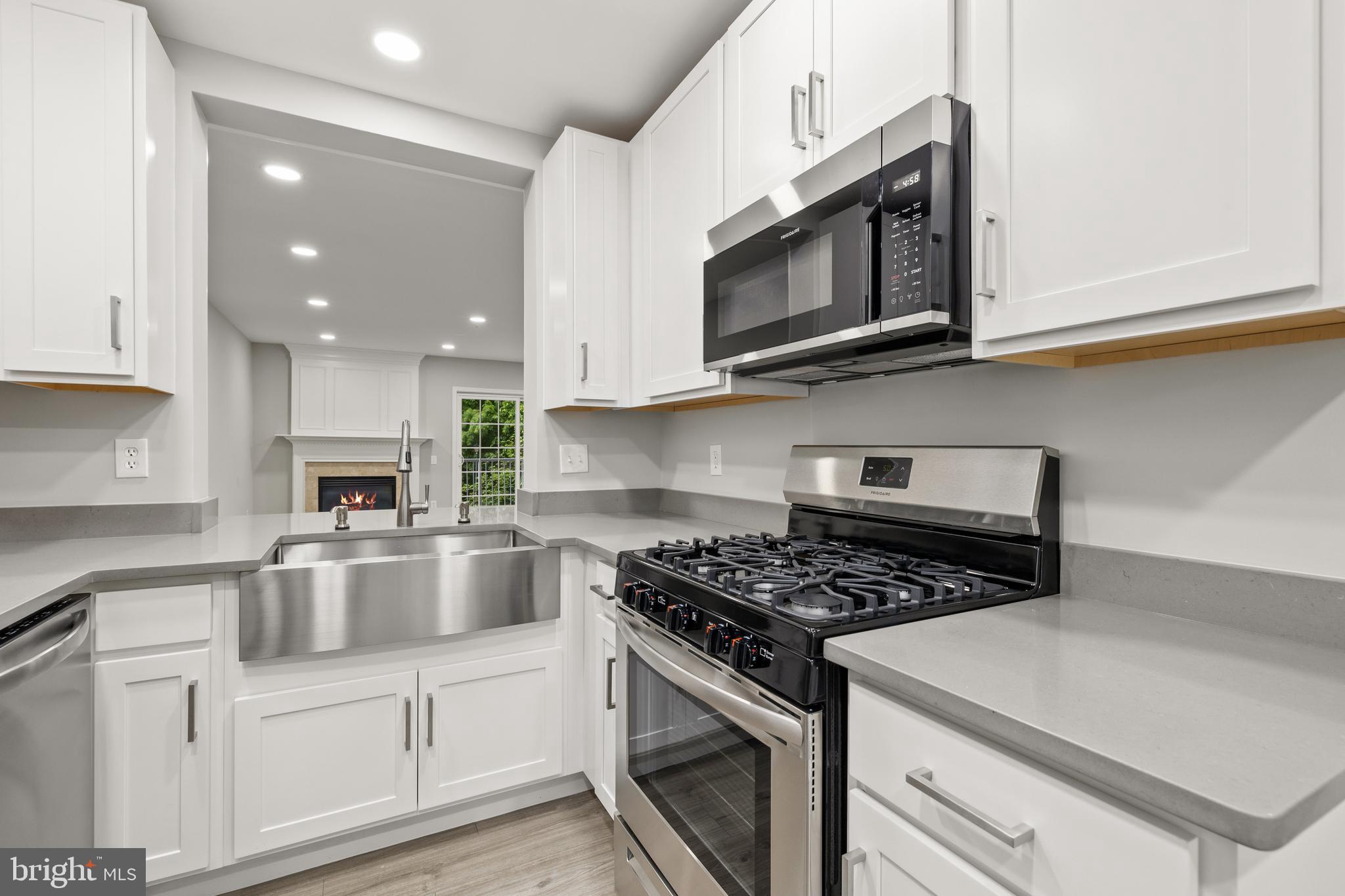 5980 KIMBERLY ANNE WAY