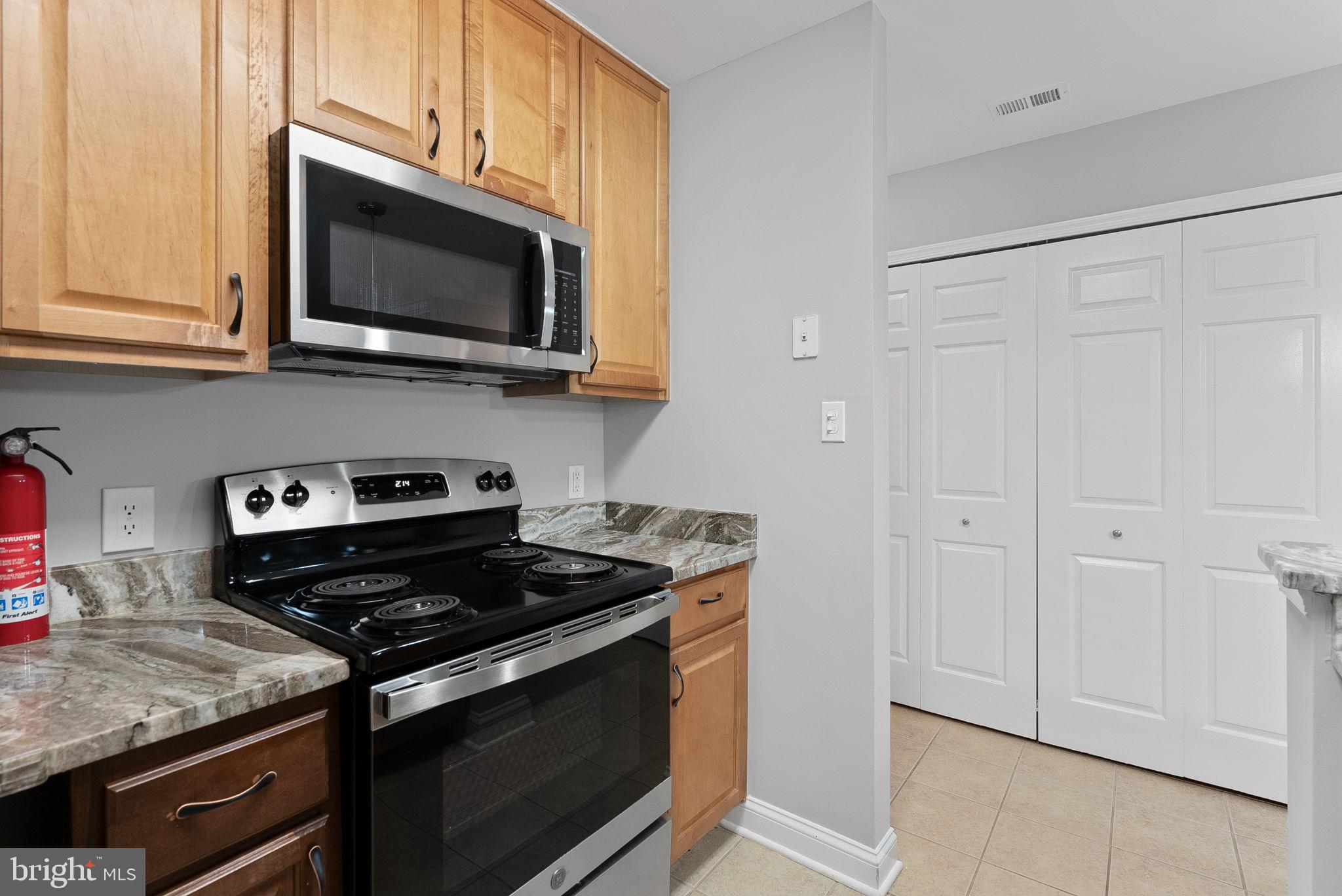 10303 APPALACHIAN CIRCLE 9-303