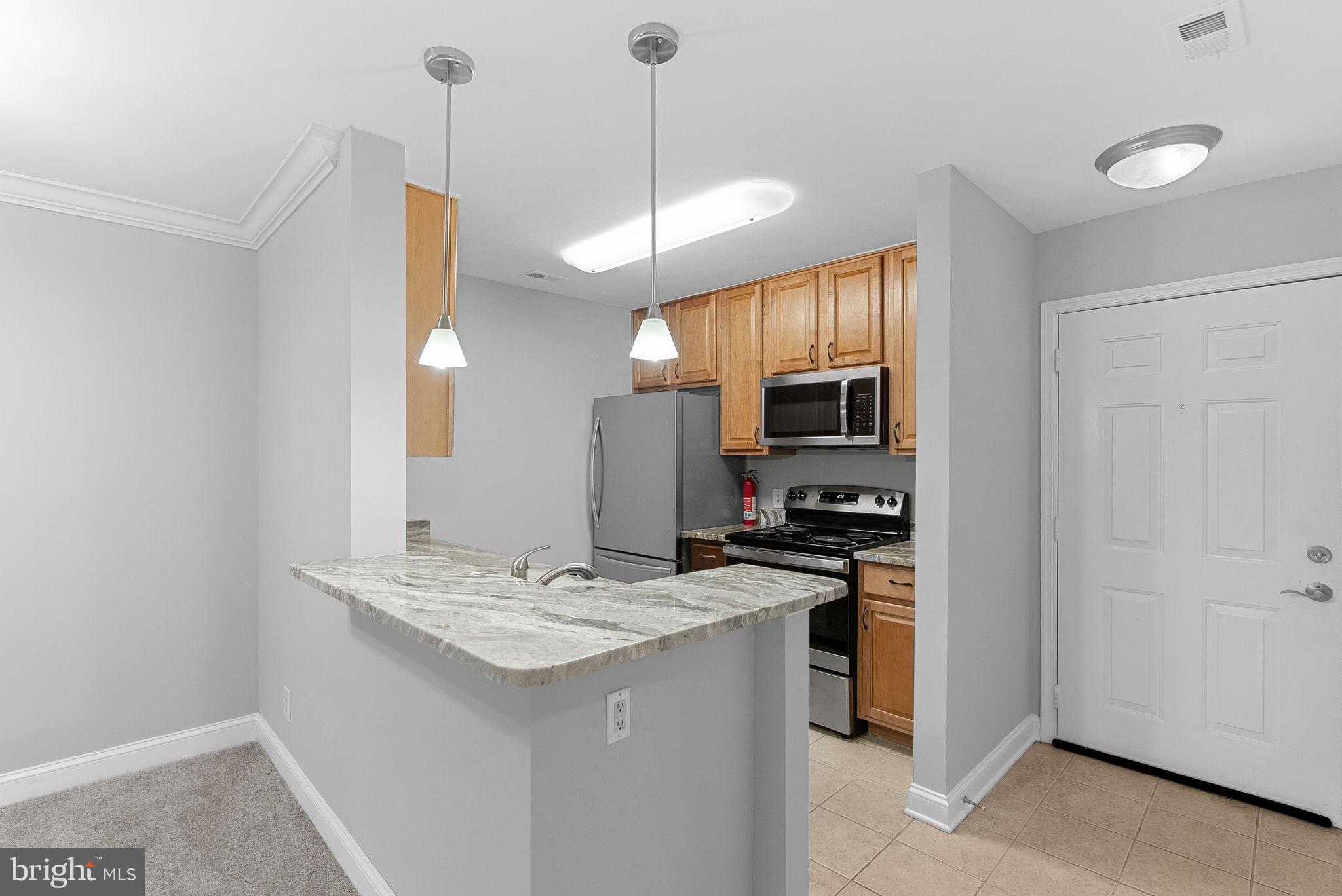 10303 APPALACHIAN CIRCLE 9-303