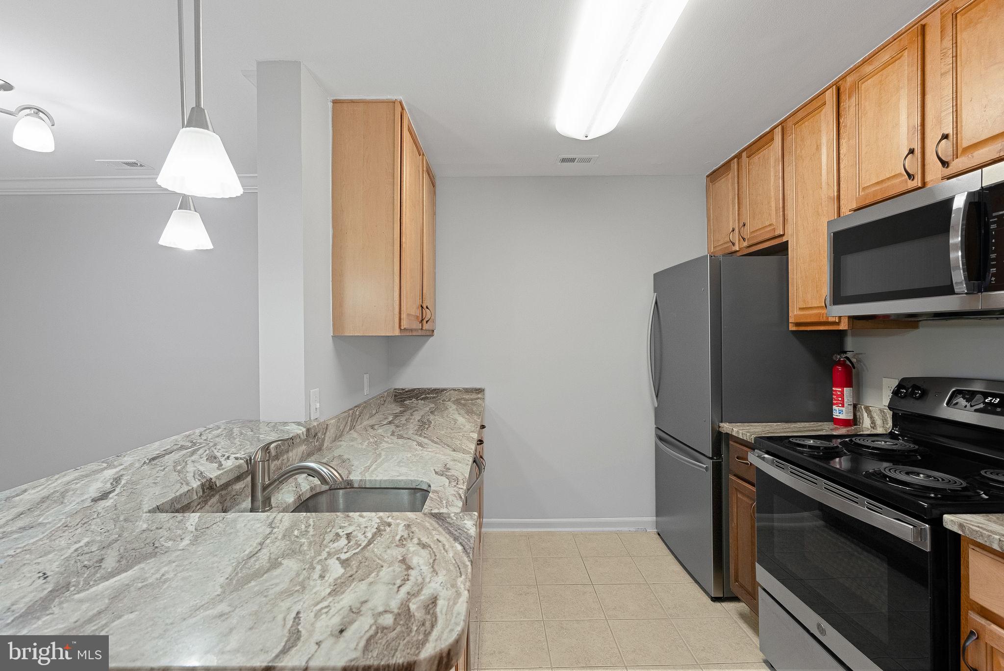 10303 APPALACHIAN CIRCLE 9-303