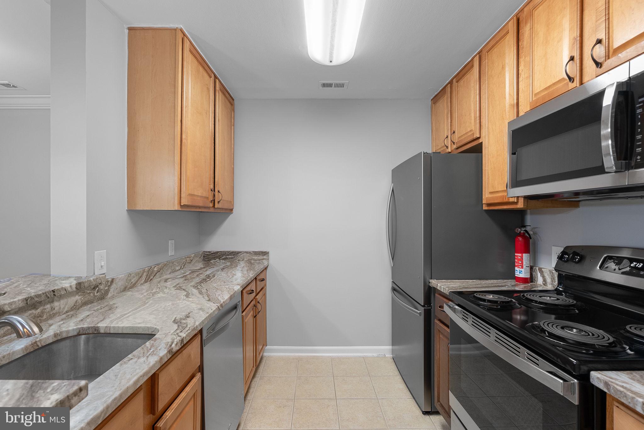 10303 APPALACHIAN CIRCLE 9-303