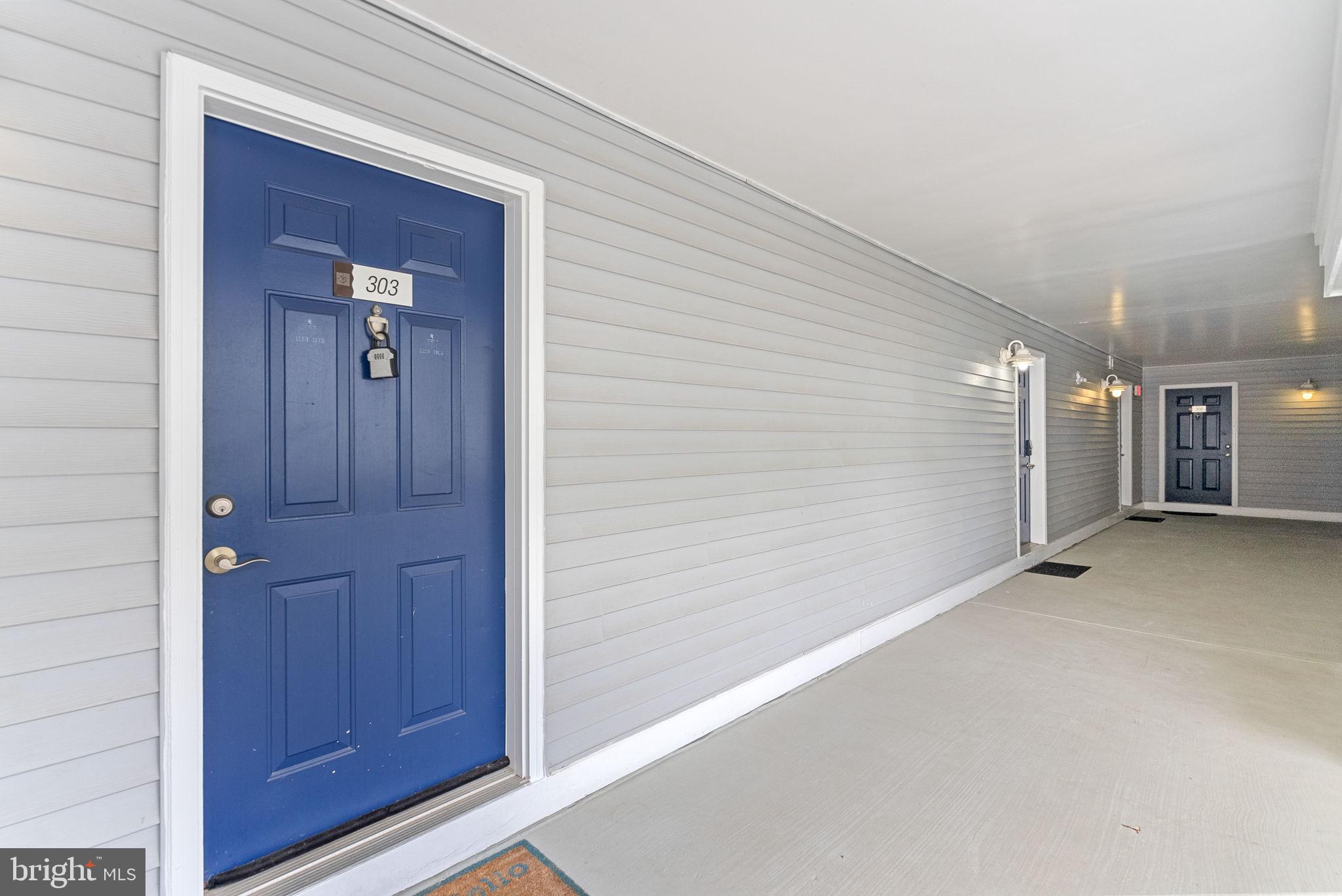 10303 APPALACHIAN CIRCLE 9-303