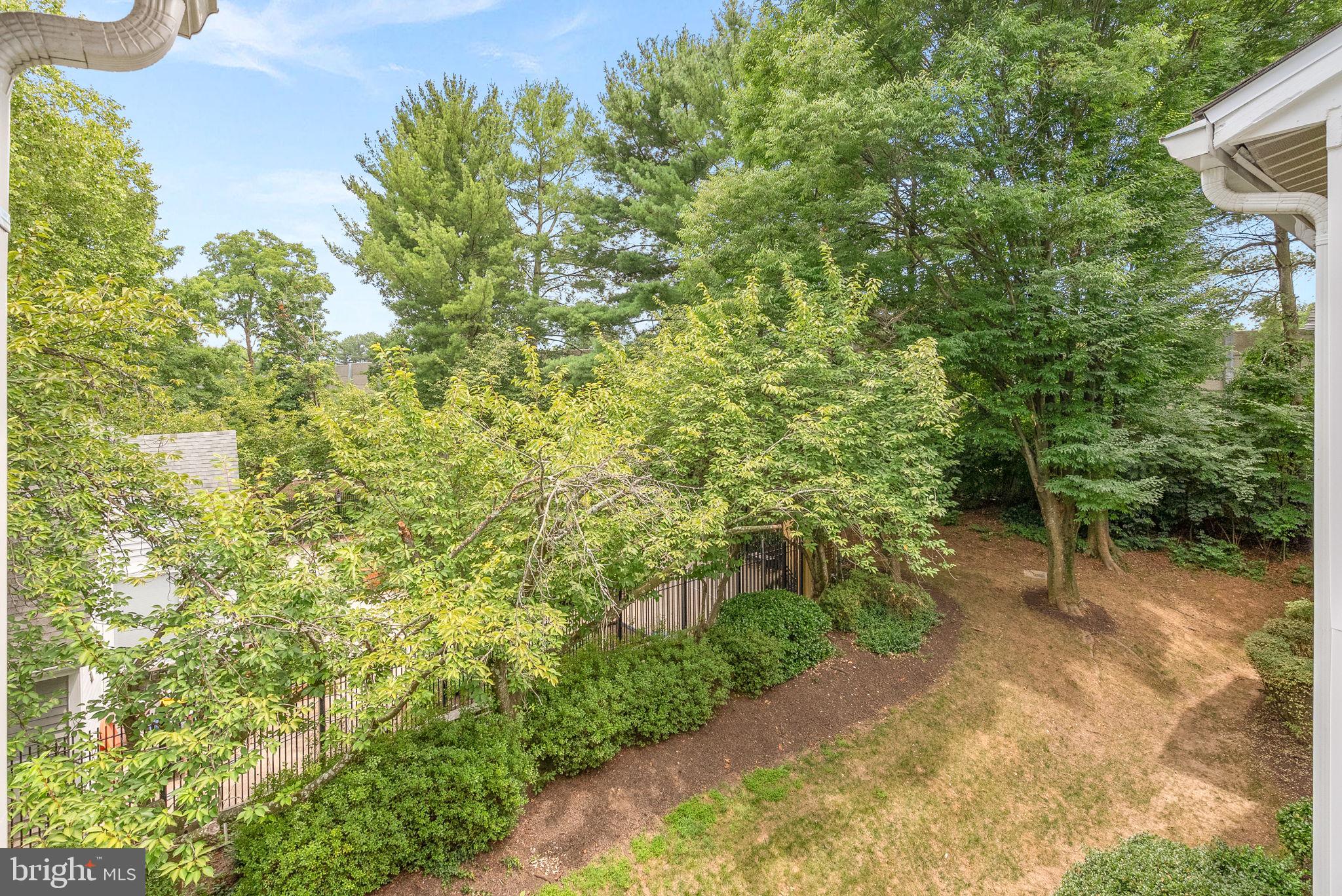 10303 APPALACHIAN CIRCLE 9-303