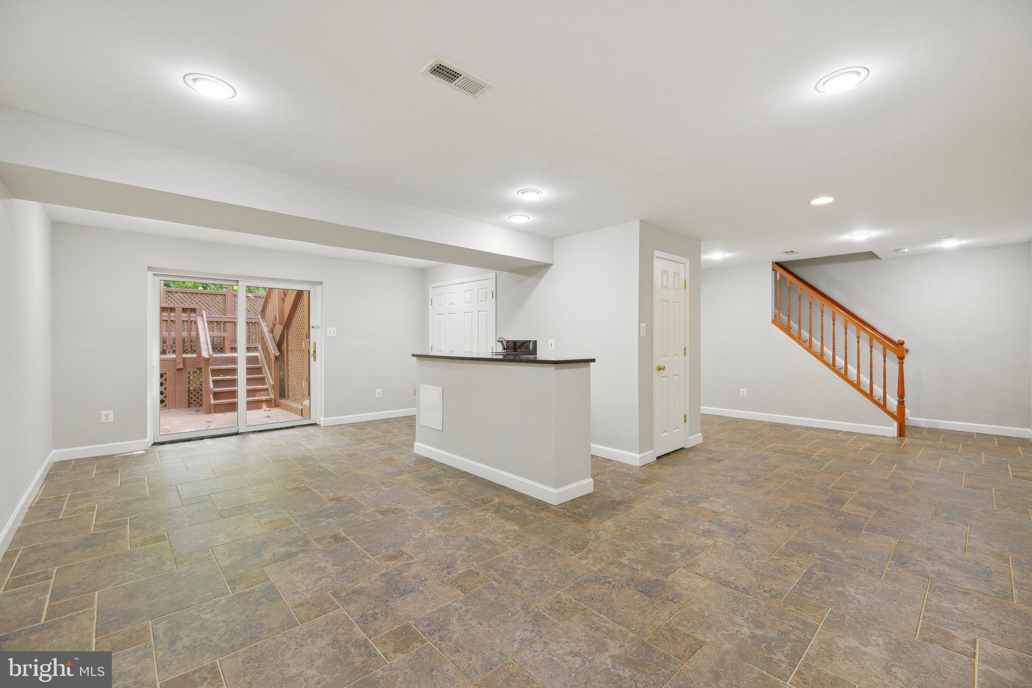 5307 HAMPTON FOREST WAY