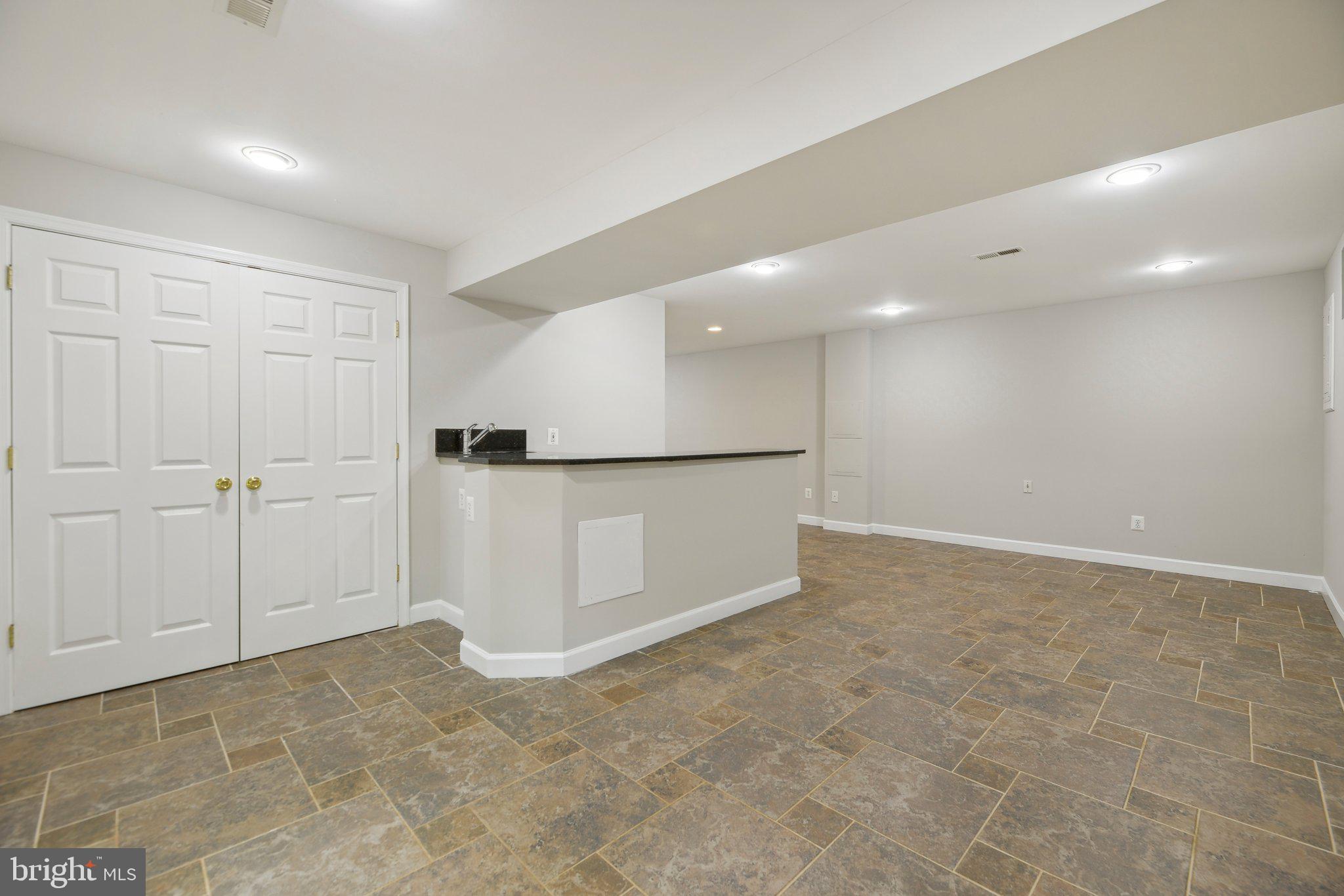 5307 HAMPTON FOREST WAY