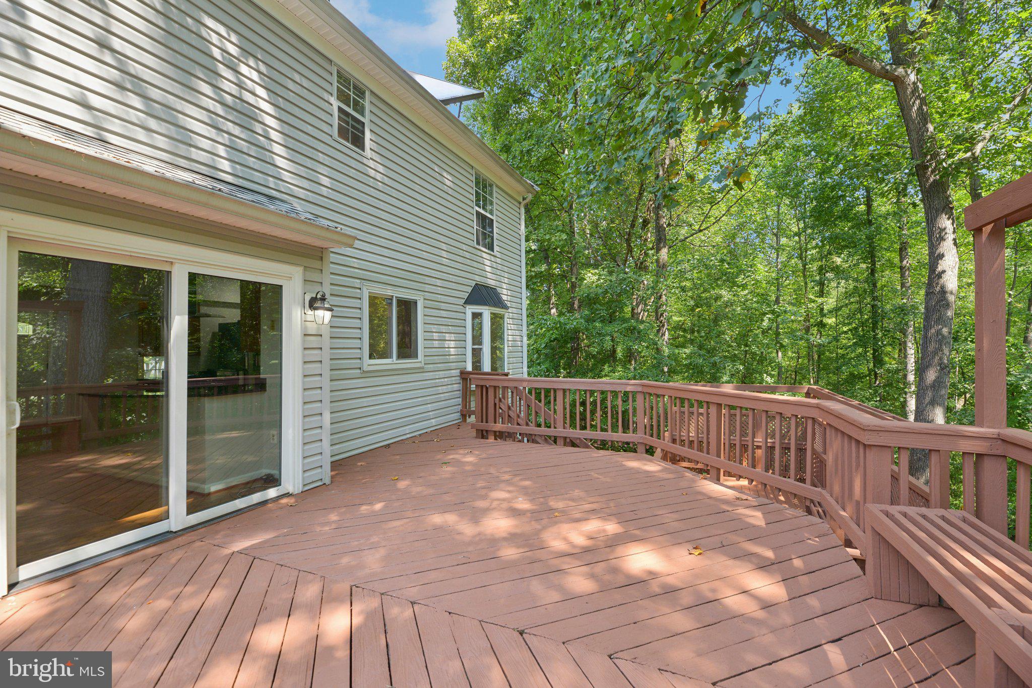 5307 HAMPTON FOREST WAY