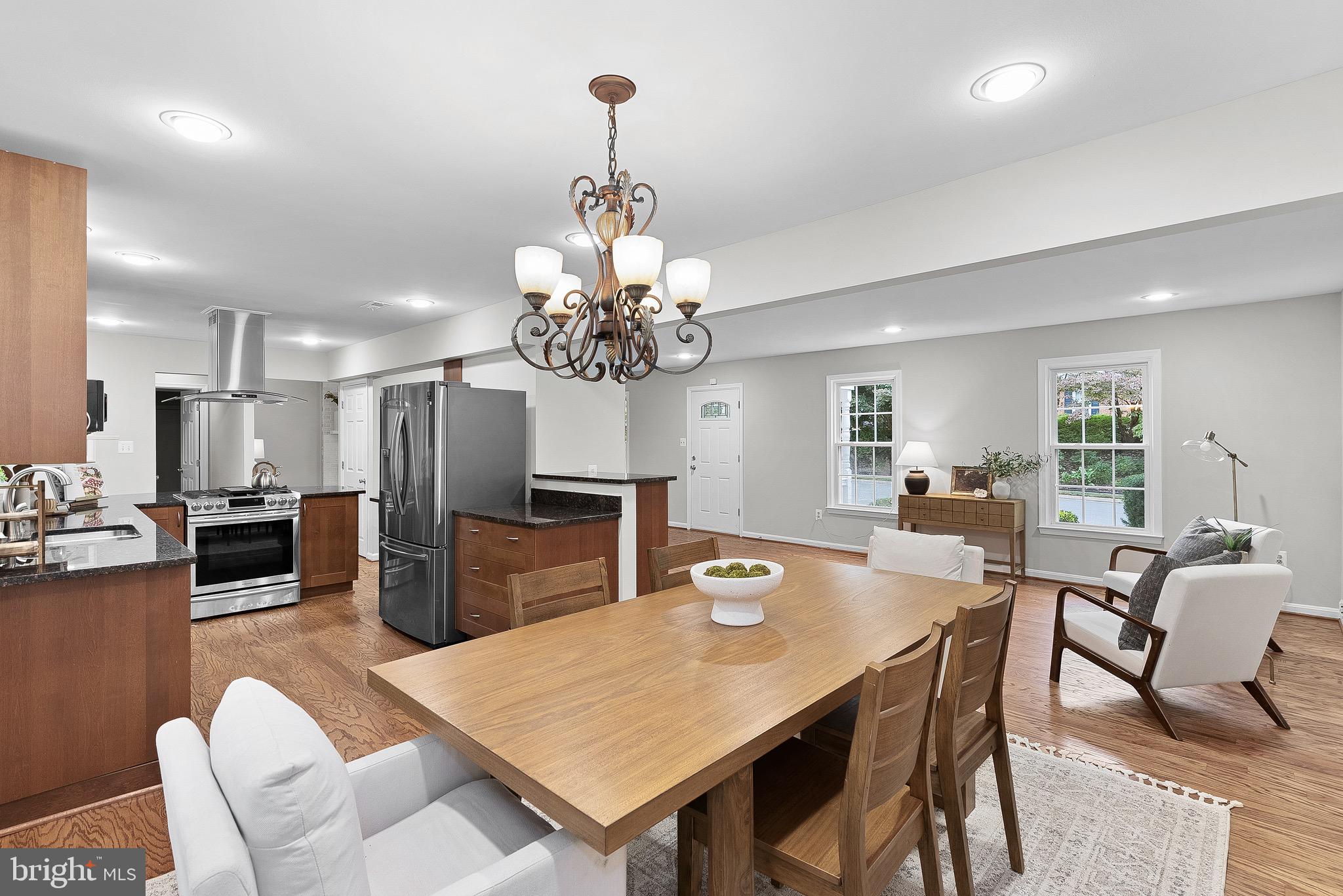 5307 HAMPTON FOREST WAY