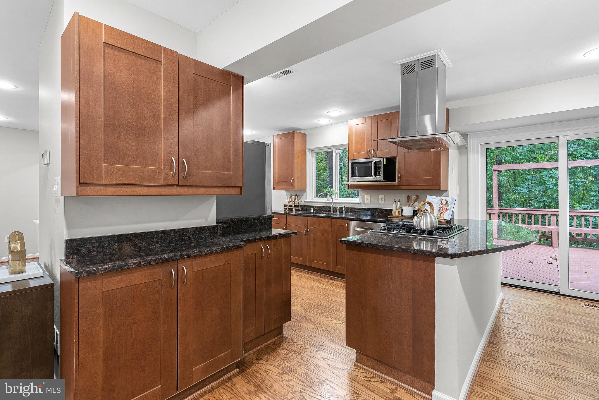 5307 HAMPTON FOREST WAY