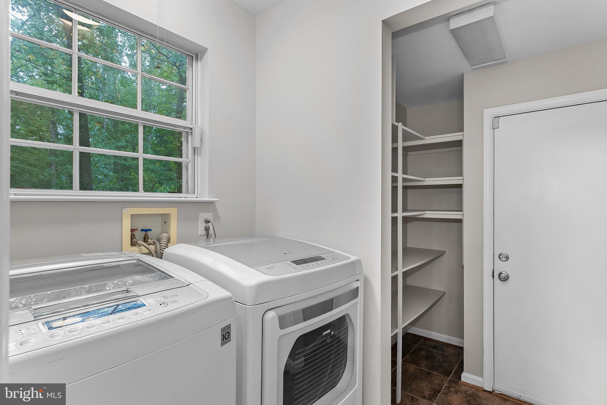 5307 HAMPTON FOREST WAY