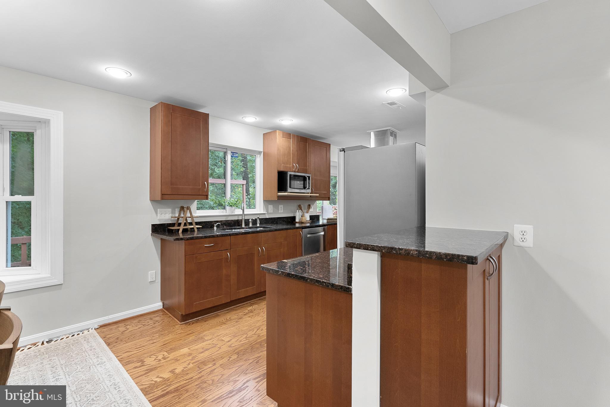 5307 HAMPTON FOREST WAY