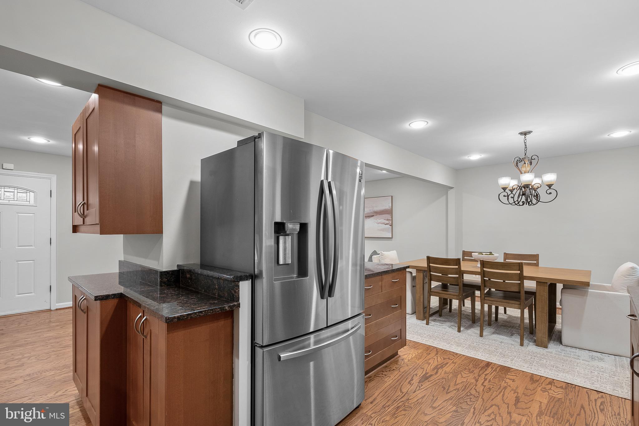 5307 HAMPTON FOREST WAY