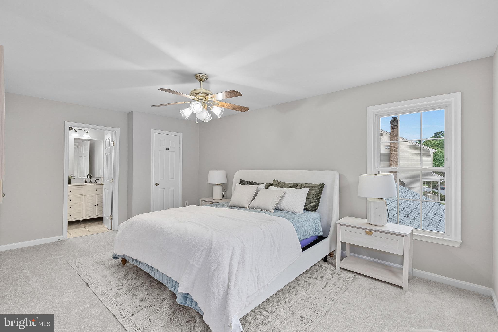 5307 HAMPTON FOREST WAY