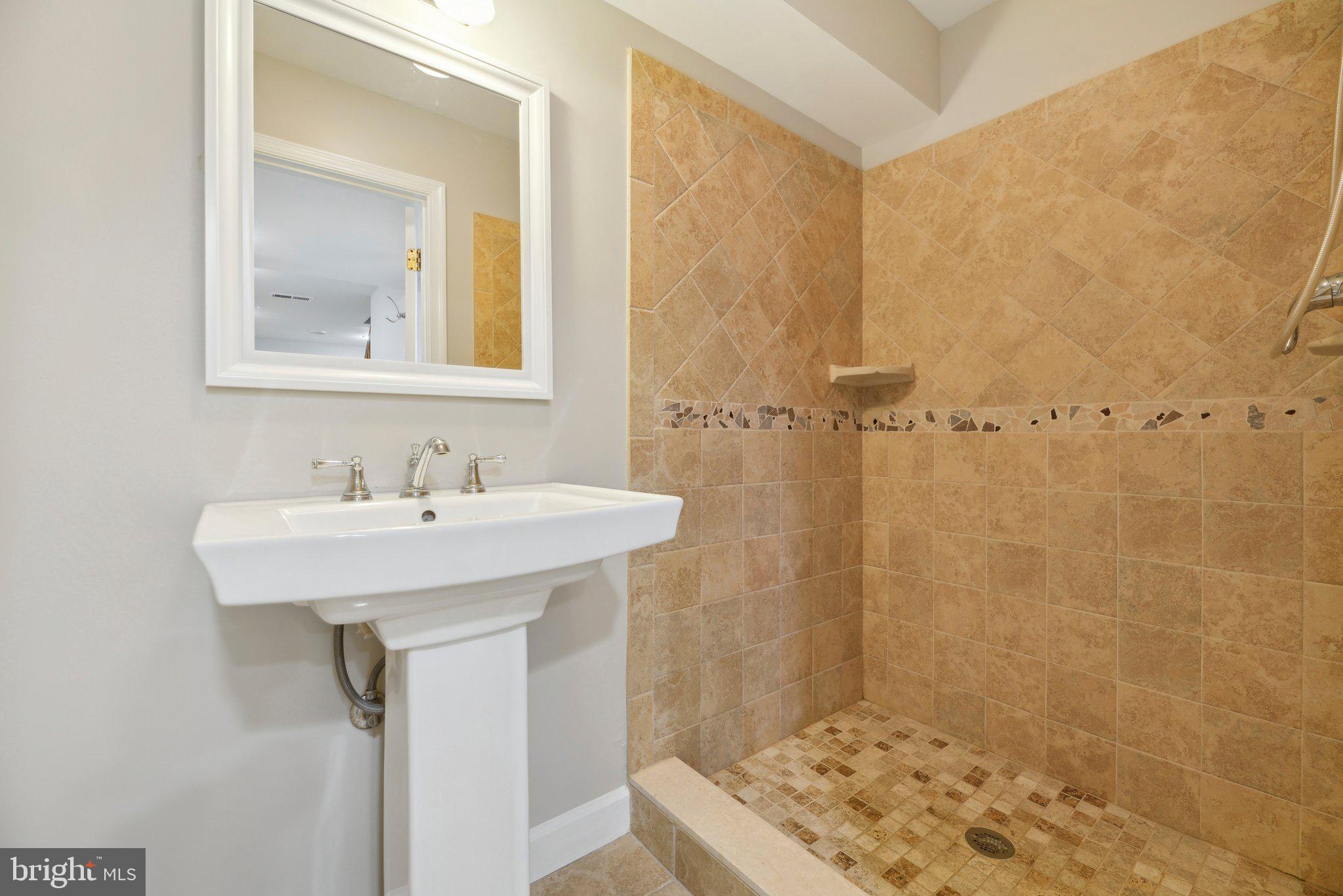 5307 HAMPTON FOREST WAY