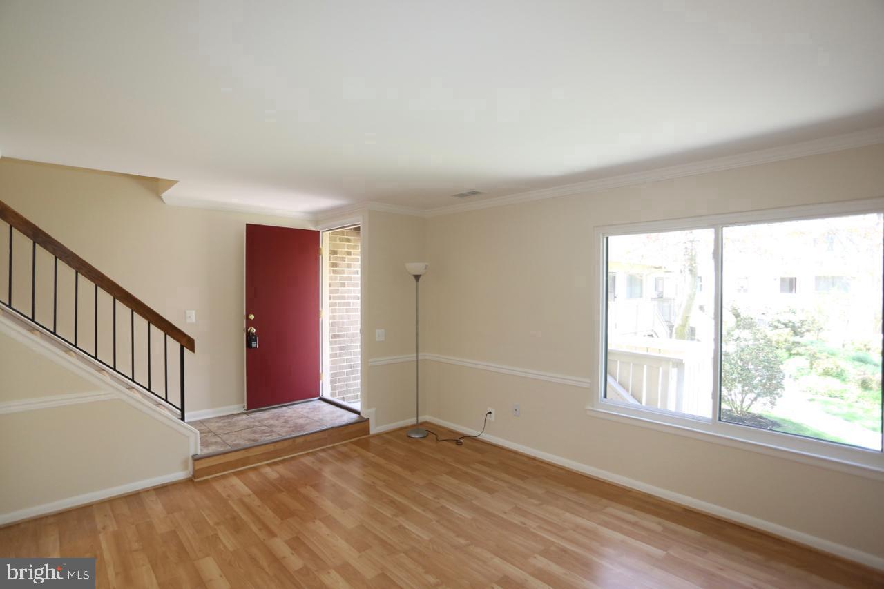 2590 GLENGYLE DRIVE 115