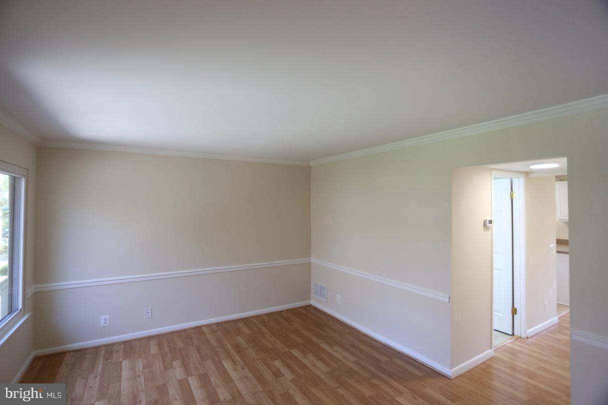 2590 GLENGYLE DRIVE 115