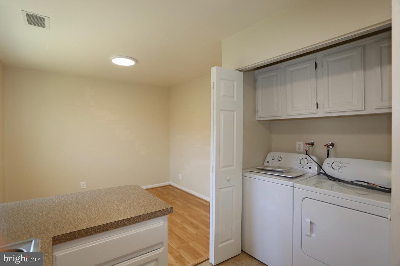 2590 GLENGYLE DRIVE 115