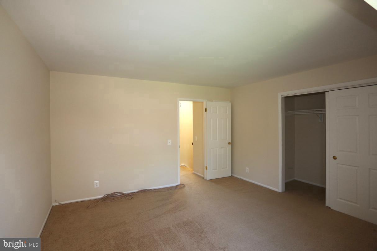 2590 GLENGYLE DRIVE 115