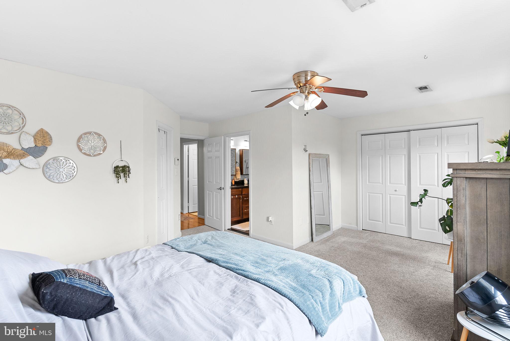 5604 GLENWOOD MEWS DRIVE