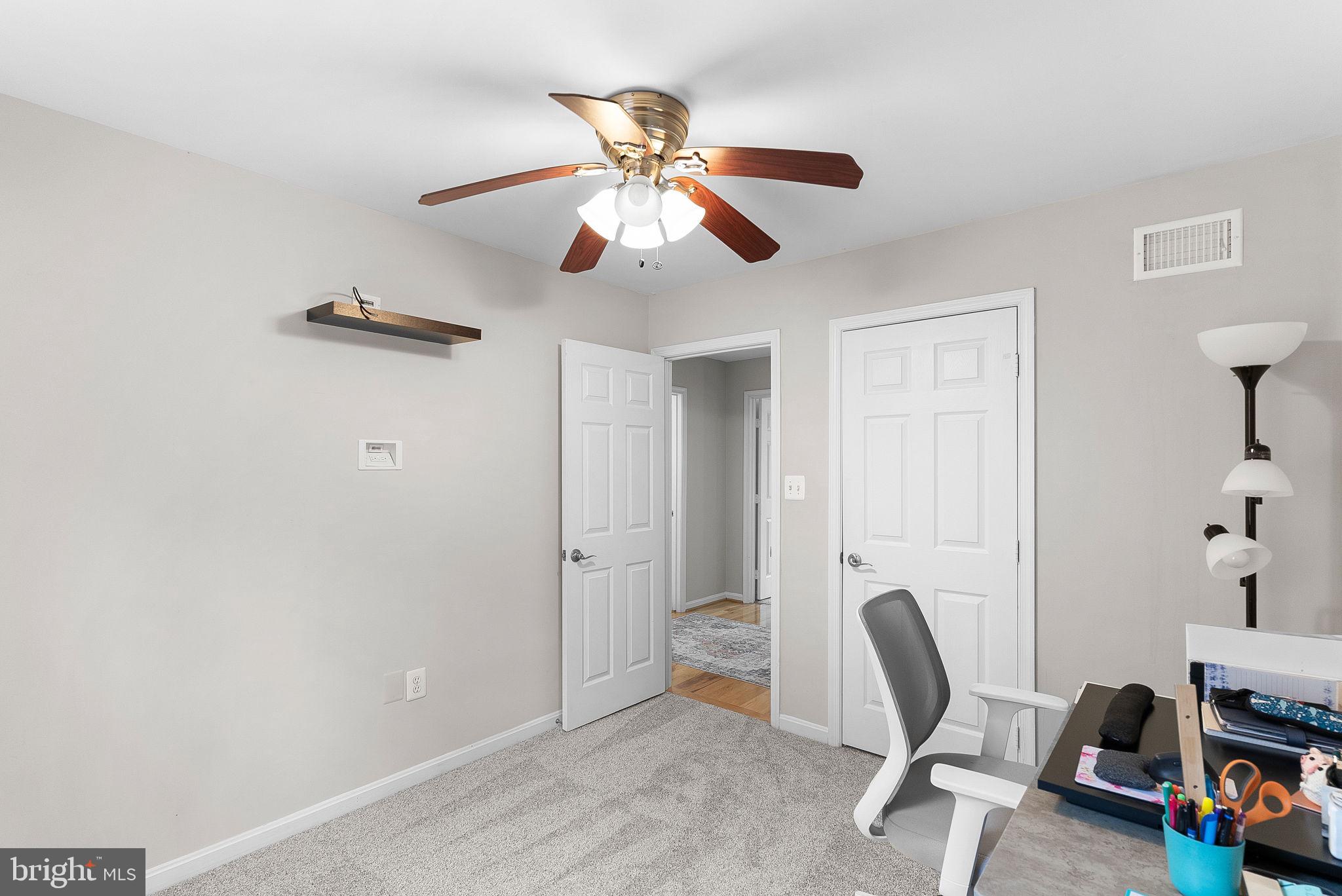 5604 GLENWOOD MEWS DRIVE