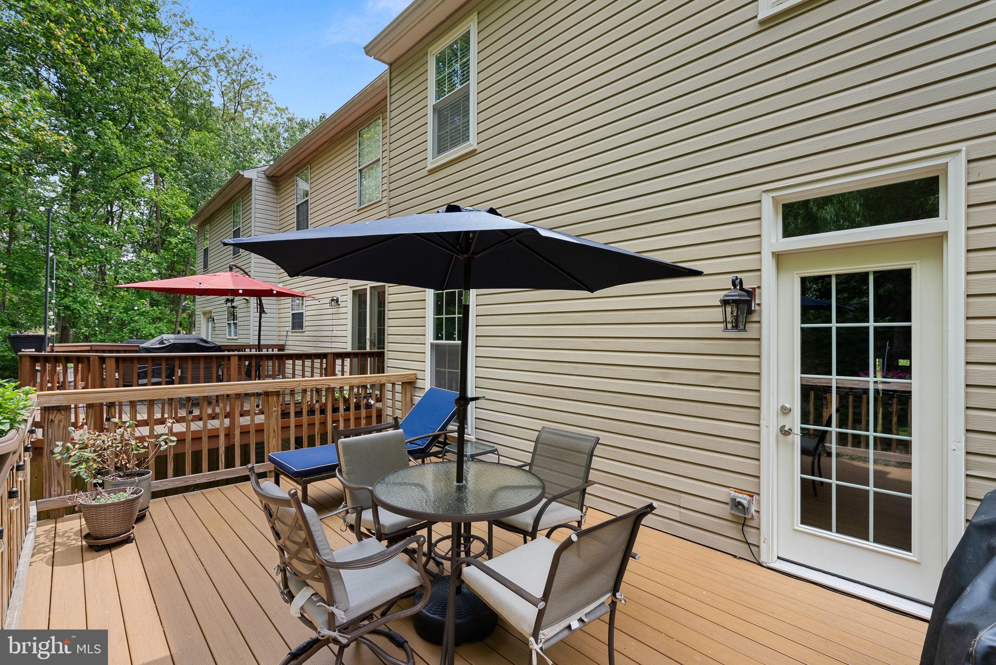 5604 GLENWOOD MEWS DRIVE