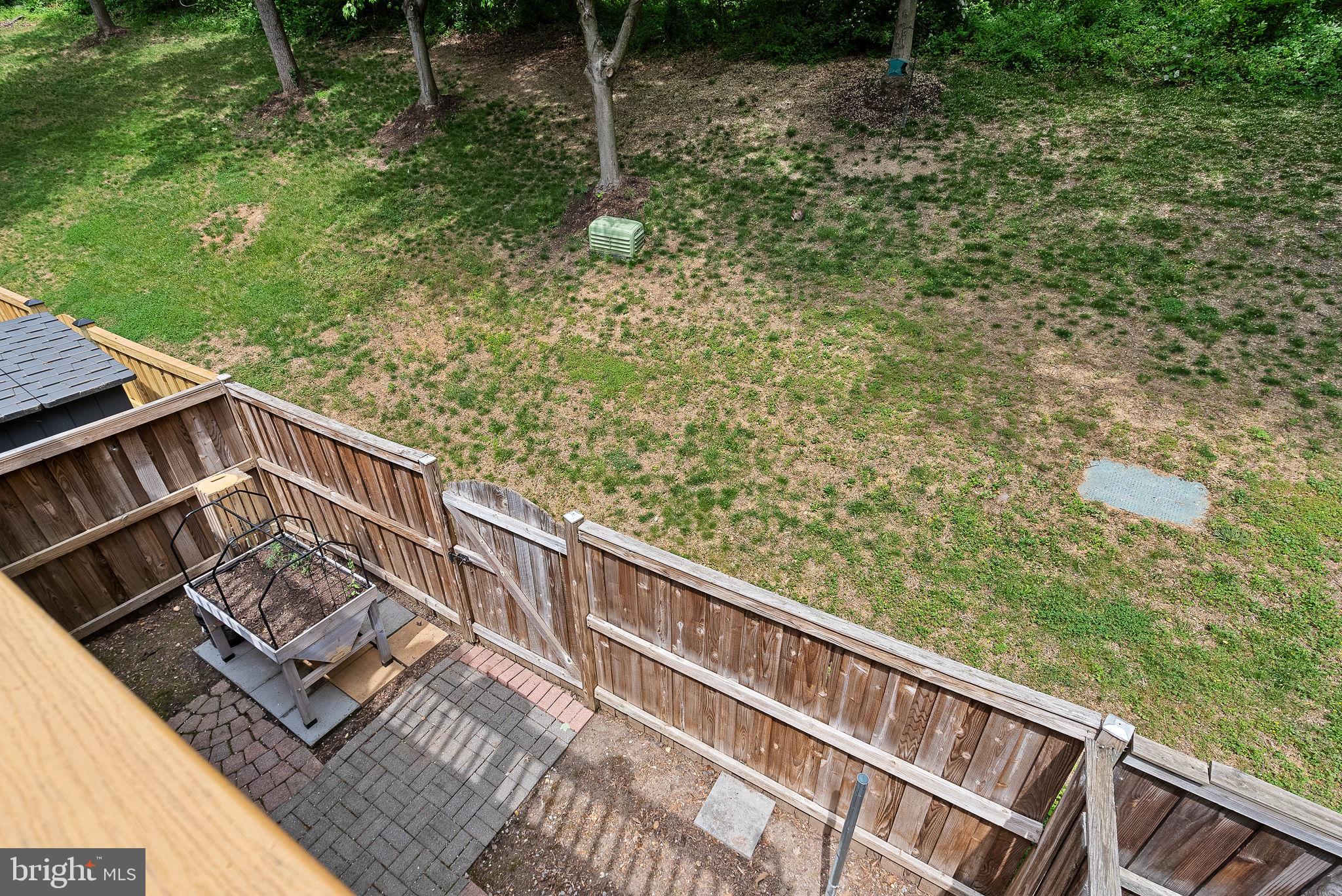 5604 GLENWOOD MEWS DRIVE