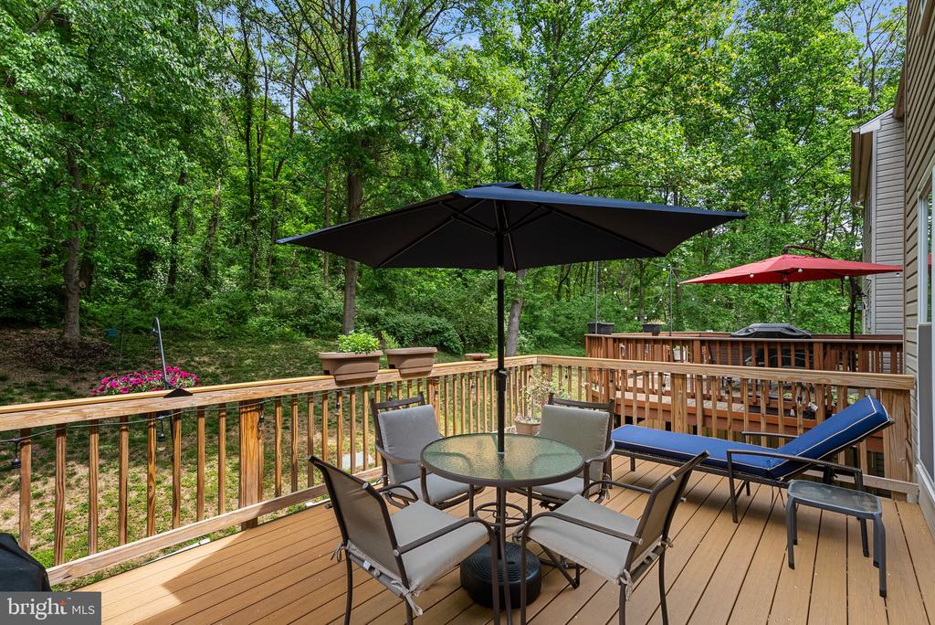 5604 GLENWOOD MEWS DRIVE