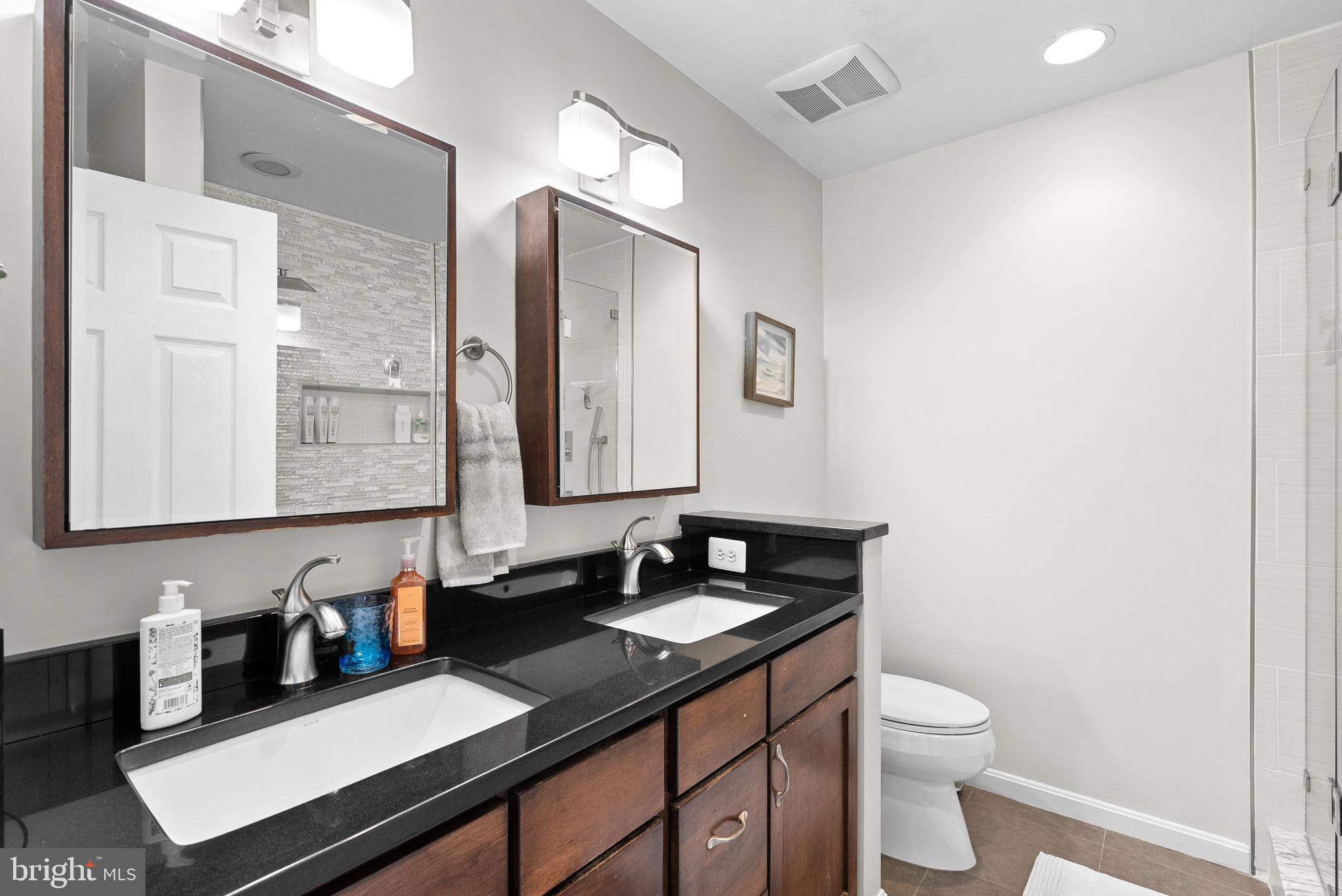 5604 GLENWOOD MEWS DRIVE