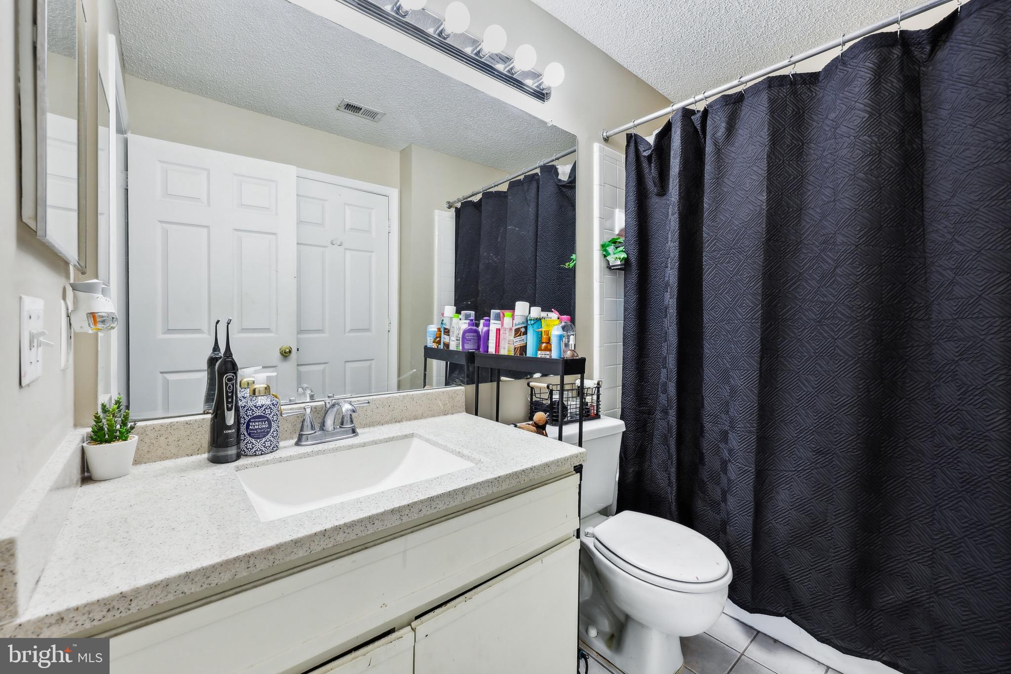 3805 GREEN RIDGE COURT 201