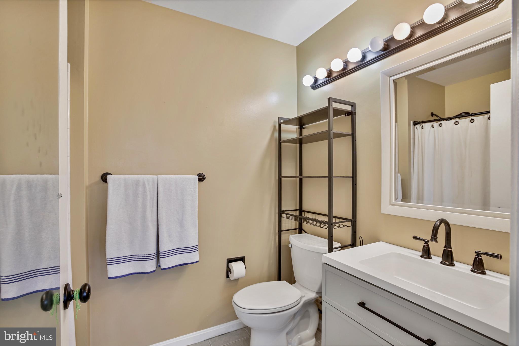 5690 WHITE DOVE LANE